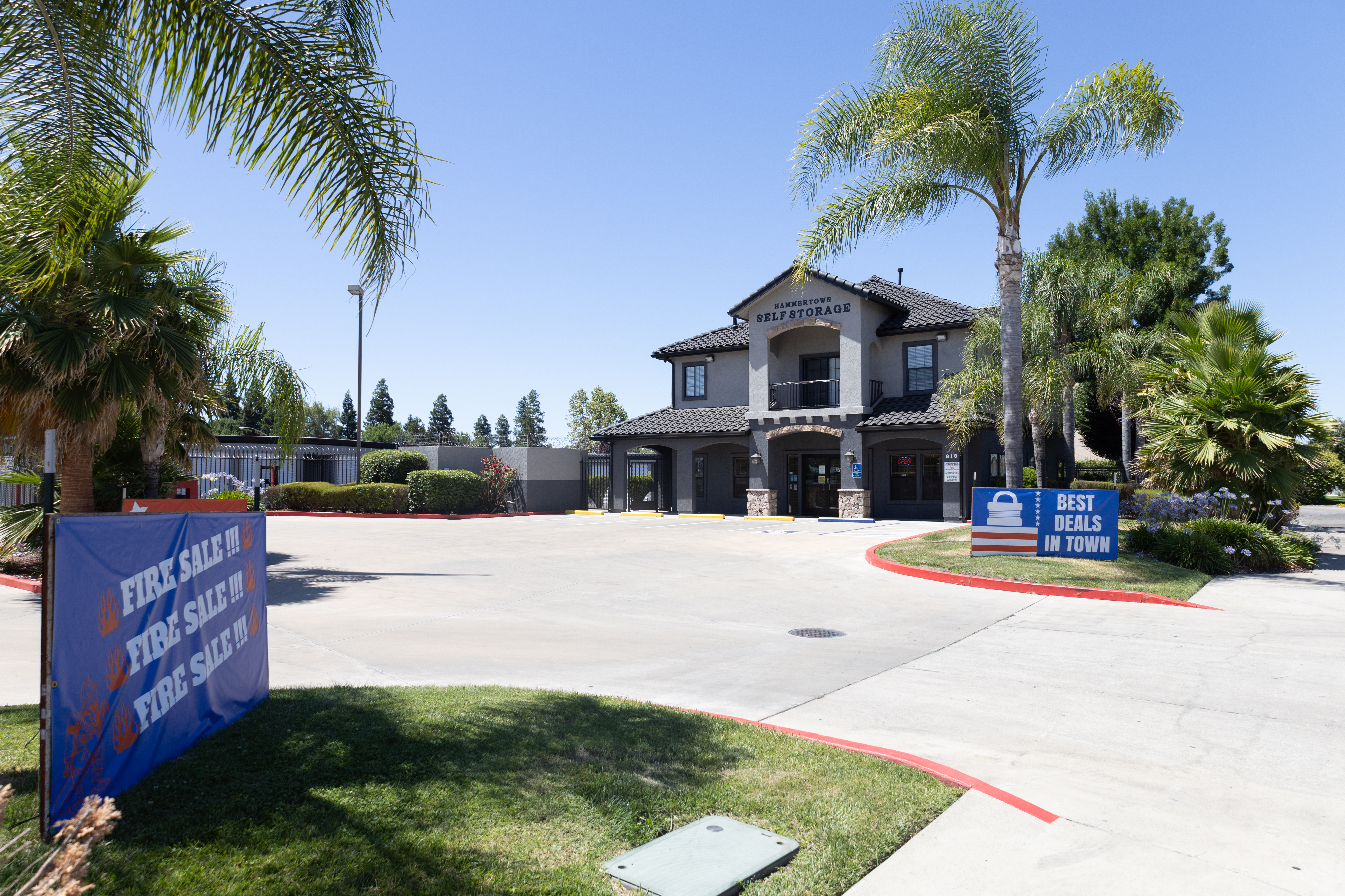 Hammertown Self Storage 818 Hammertown Dr. Stockton, CA 95210