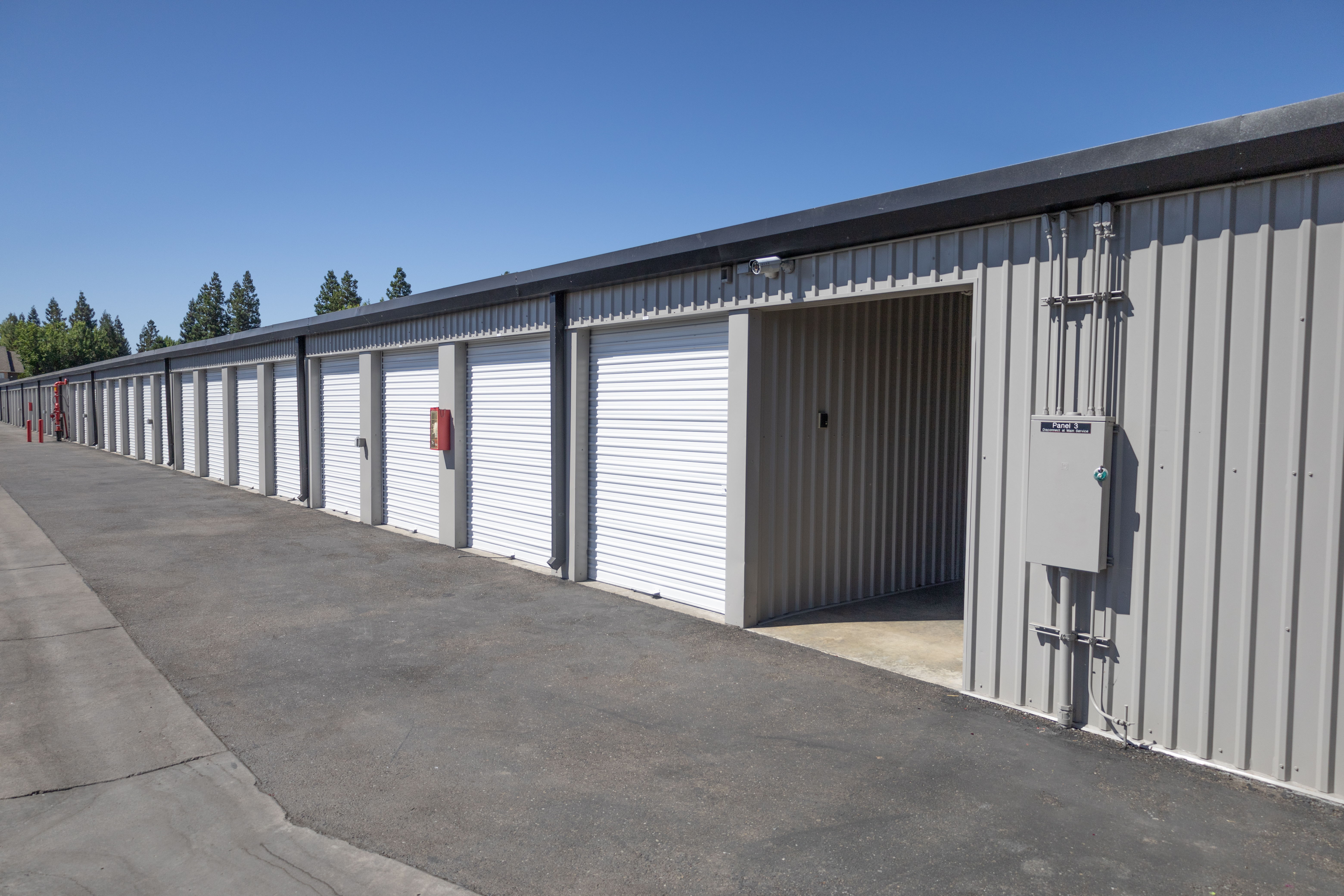 Hammertown Self Storage 818 Hammertown Dr. Stockton, CA 95210