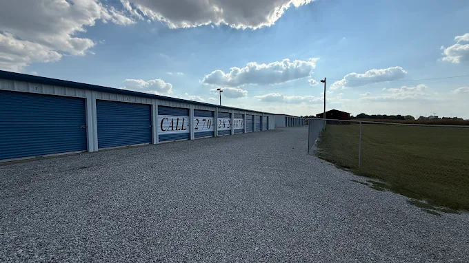 secured units in Russellville, KY 