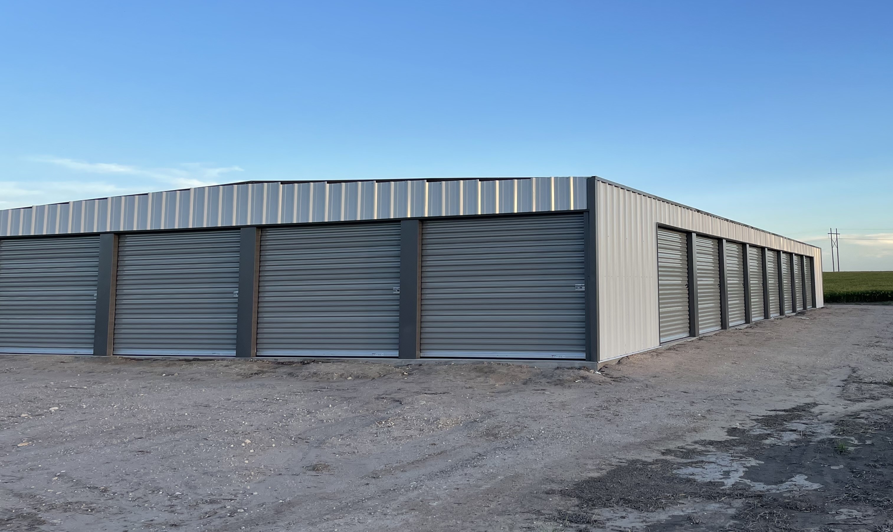 Dry Creek Storage 105 S Birch Avenue  Haxtun, CO 80731