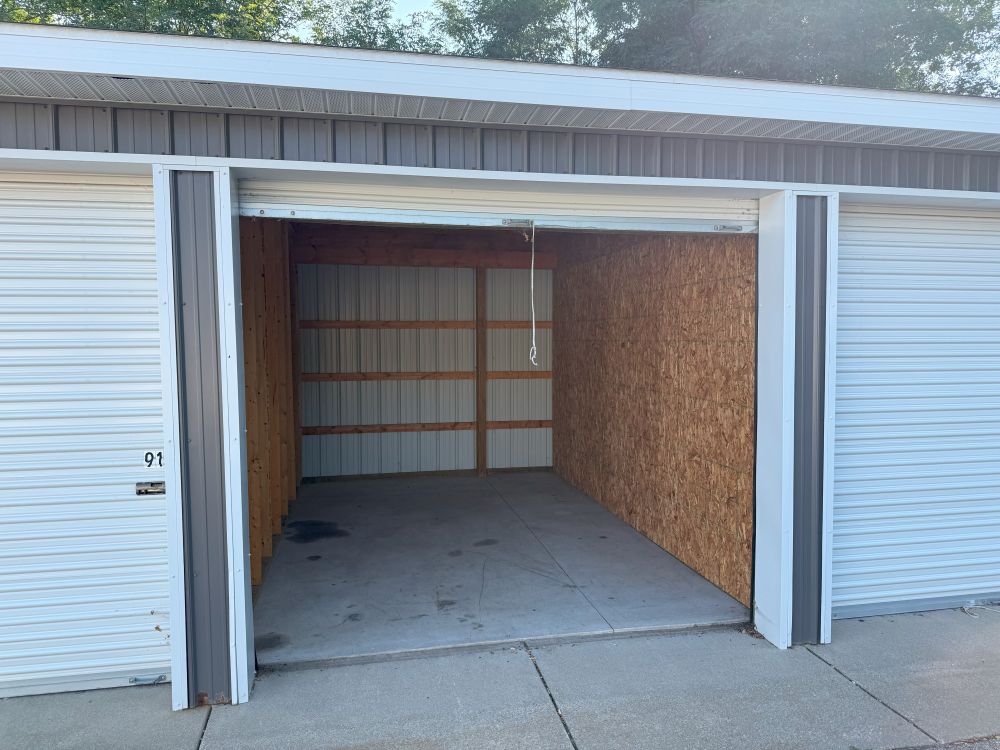 storage unit in Walker
