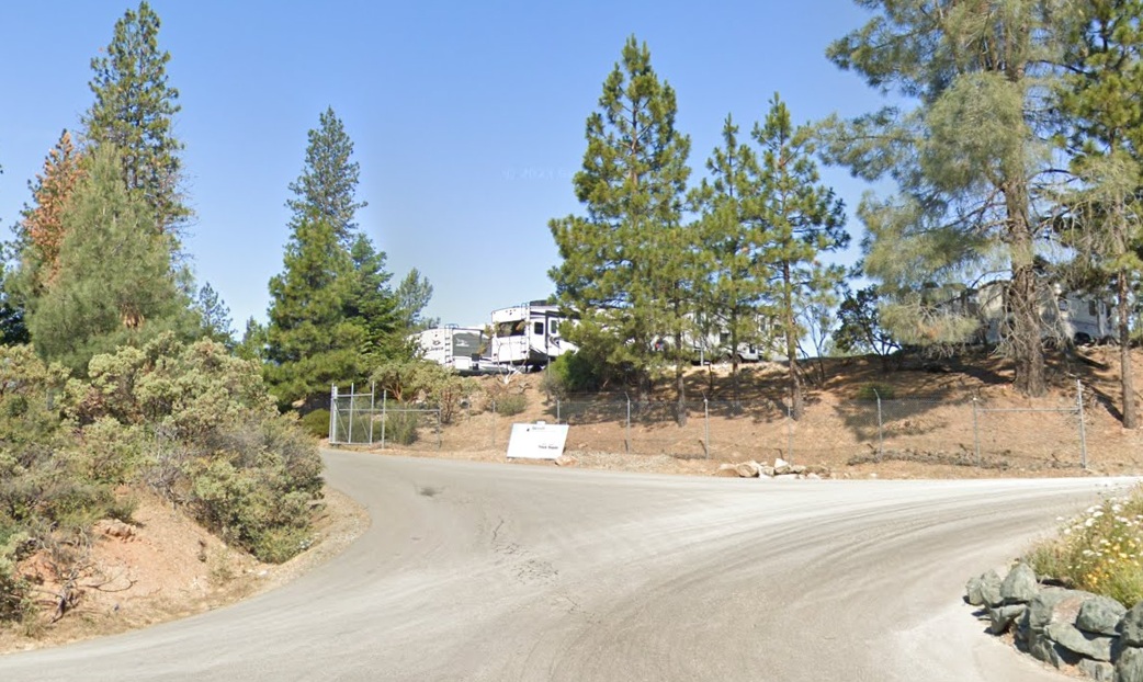 outdoor rv/boat/vehicle parking grass valley ca