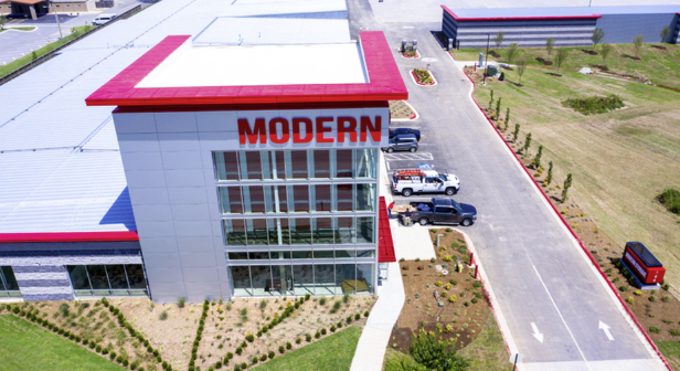 Modern Storage® Bentonville facility providing clean, secure, and climate-controlled self storage near Walmart’s Home Office and Osage Park.
