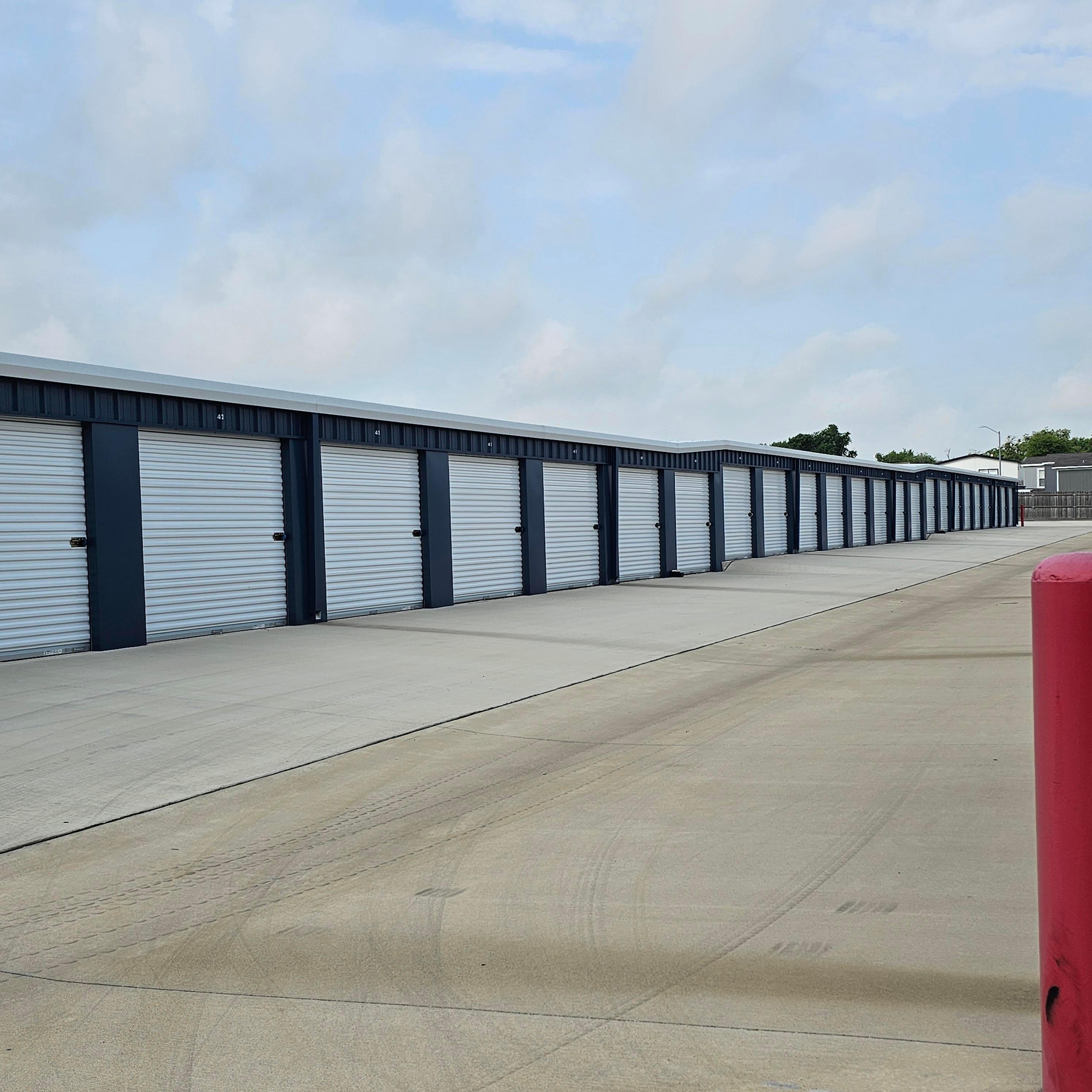 Drive-Up Storage Units in Jarrell, TX