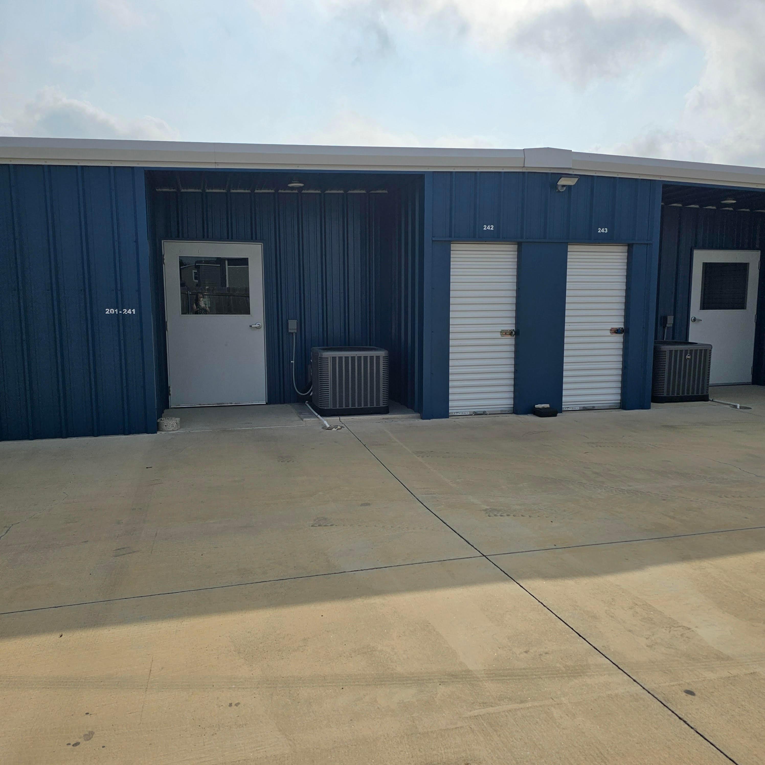 Premium Climate-Controlled Storage in Jarrell, TX