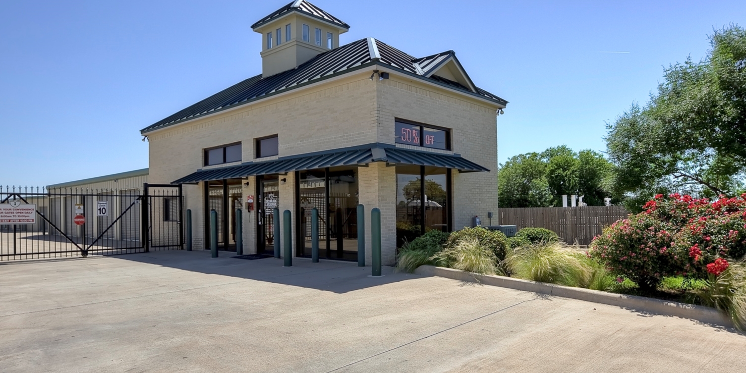 secured units in Carrollton, Texas