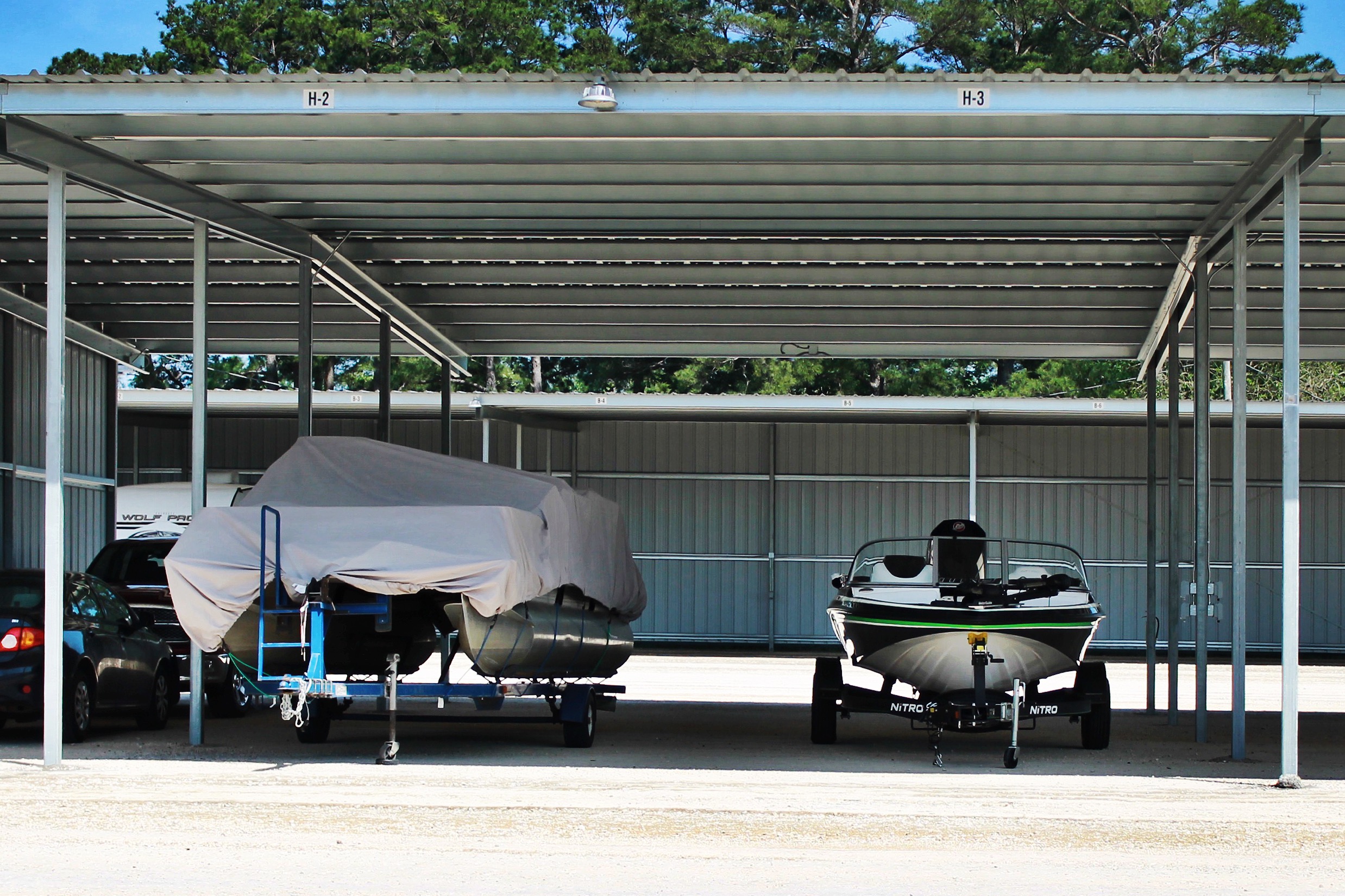 secured units in Willis, TX