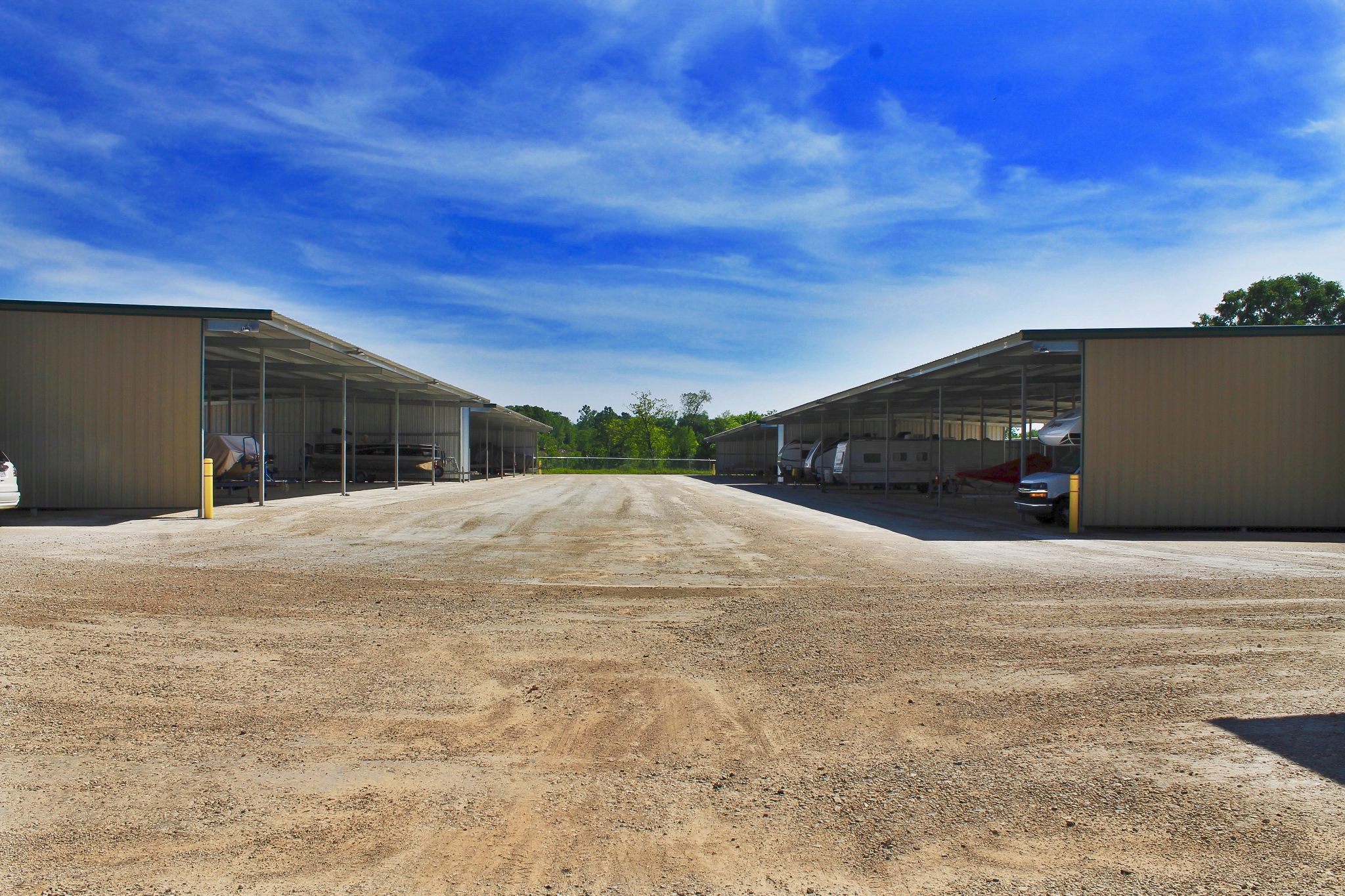 secured units in Willis, TX