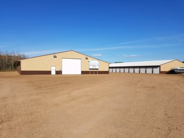 Large storage buildings with exterior access