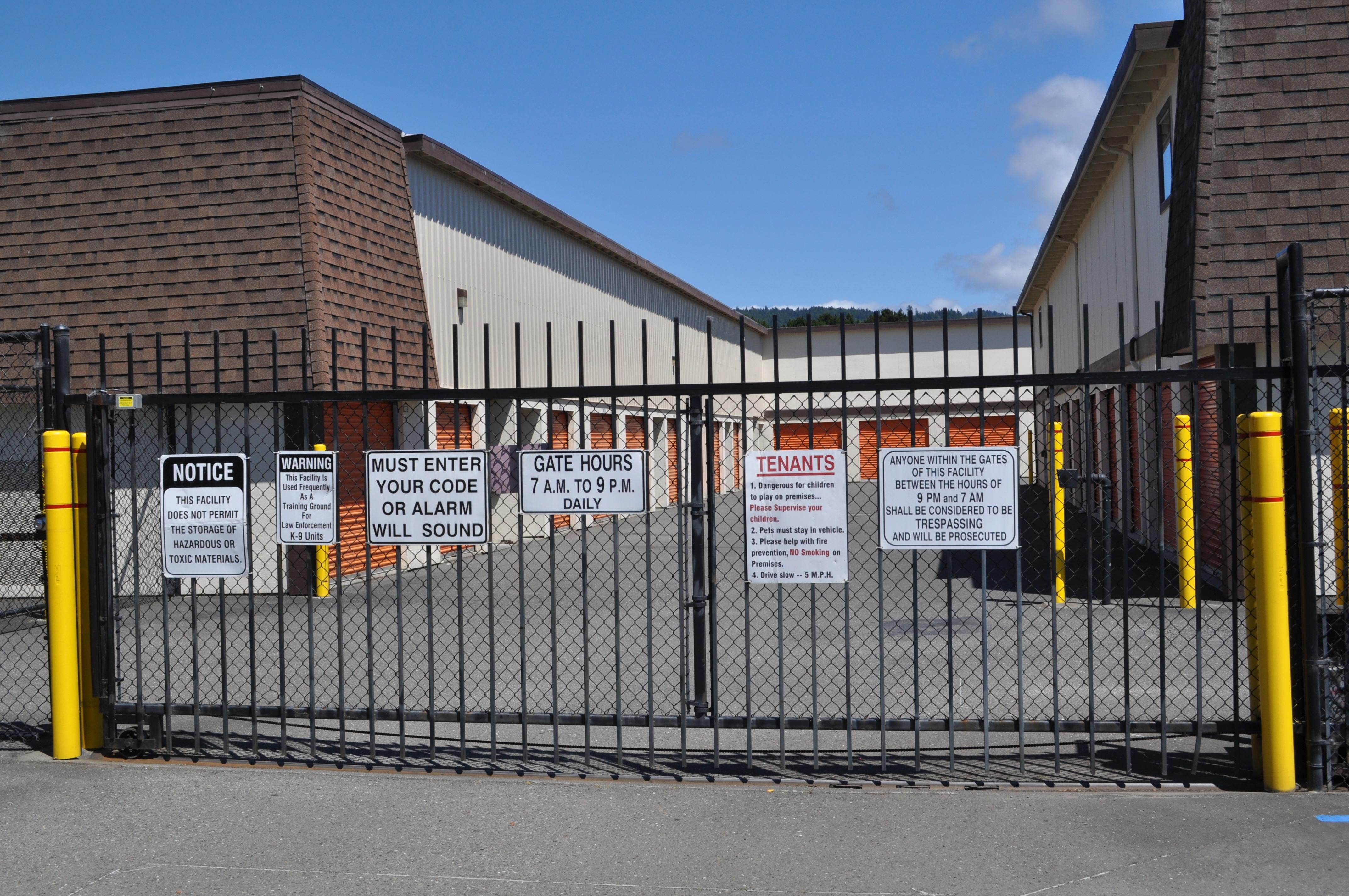 Gated Storage Units in Arcata, CA | 180 South F St