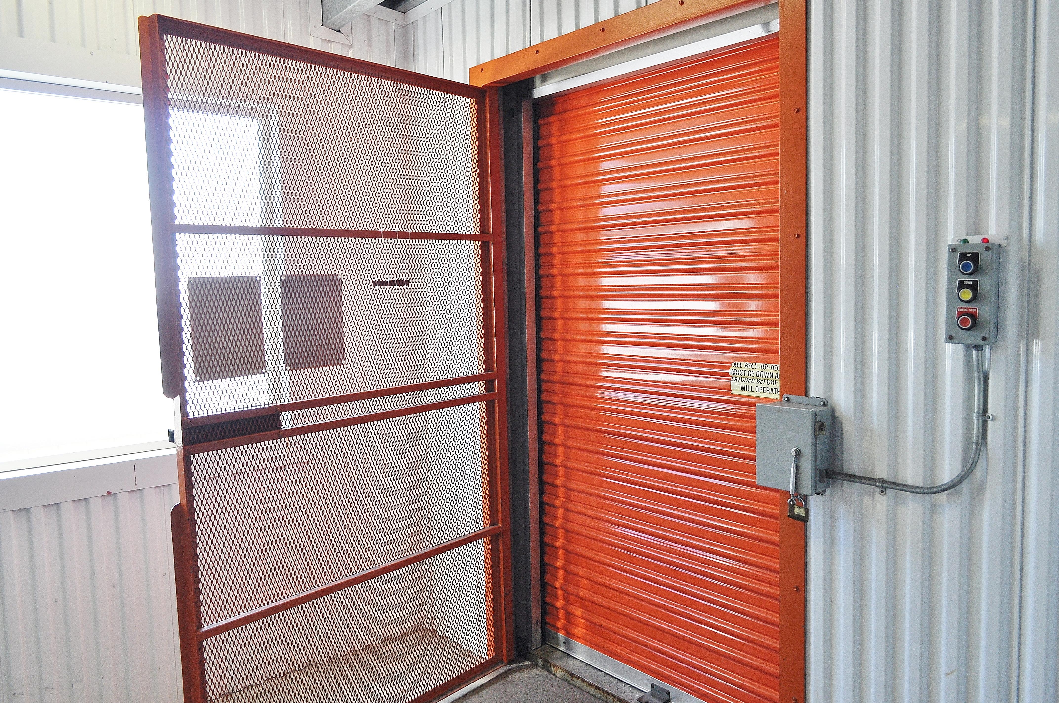 Self Storage Elevator in Eureka, CA | 4055 Broadway St