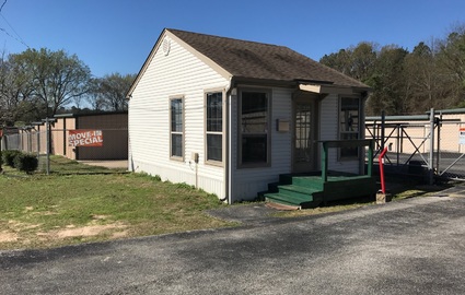 Advantage Self-Storage in Tyler, TX