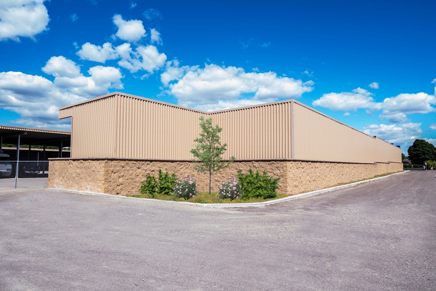ClimateControlled Storage Units & Vehicle Parking in Livonia, MI 48150