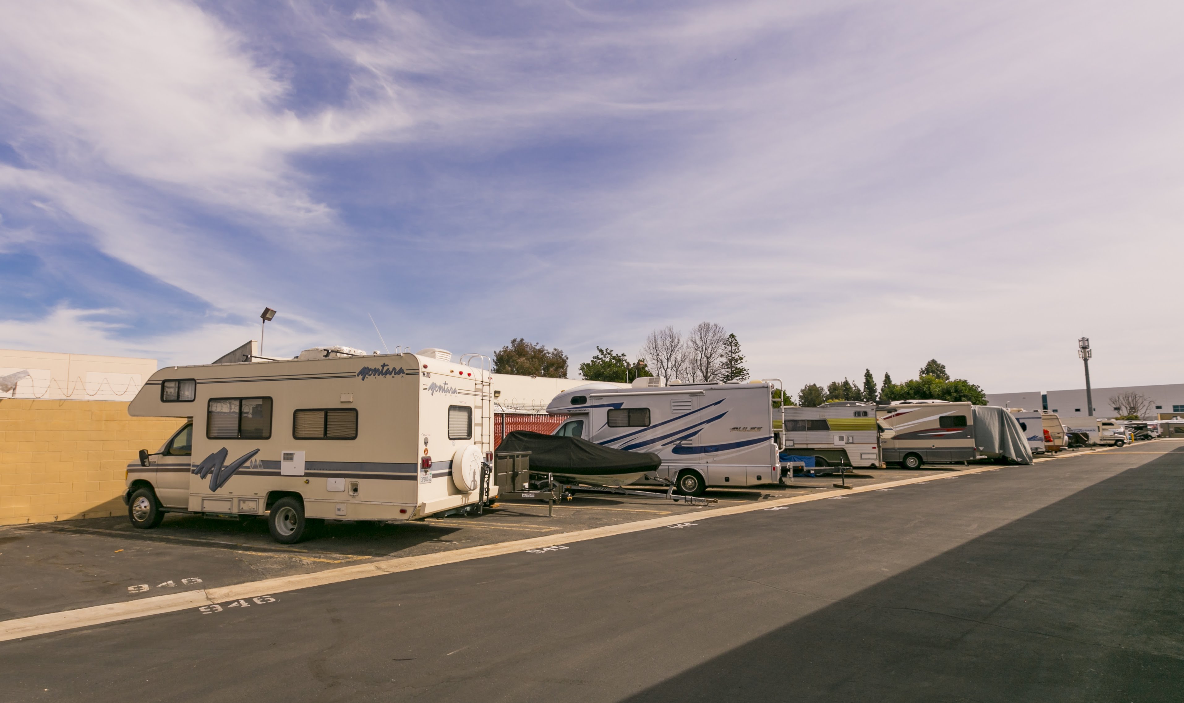 RV parking in Fountain Valley, CA