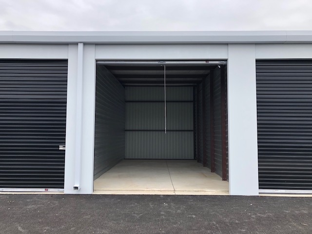 Medium Enclosed Storage - Midwest SuperStorage in Homer Glen, IL