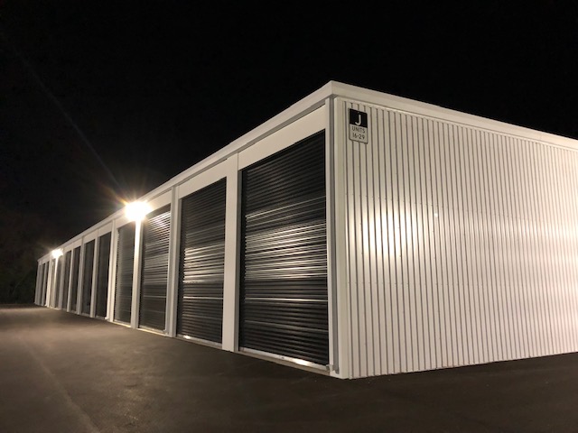 Medium Enclosed Night - Midwest SuperStorage in Homer Glen, IL