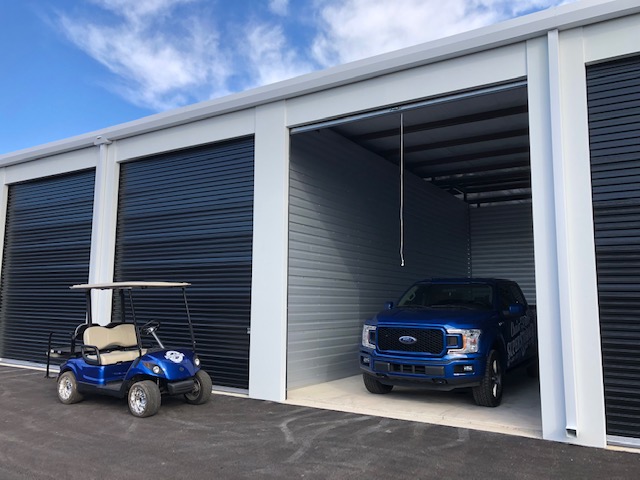 Large Enclosed Units 4 - Midwest SuperStorage in Homer Glen, IL