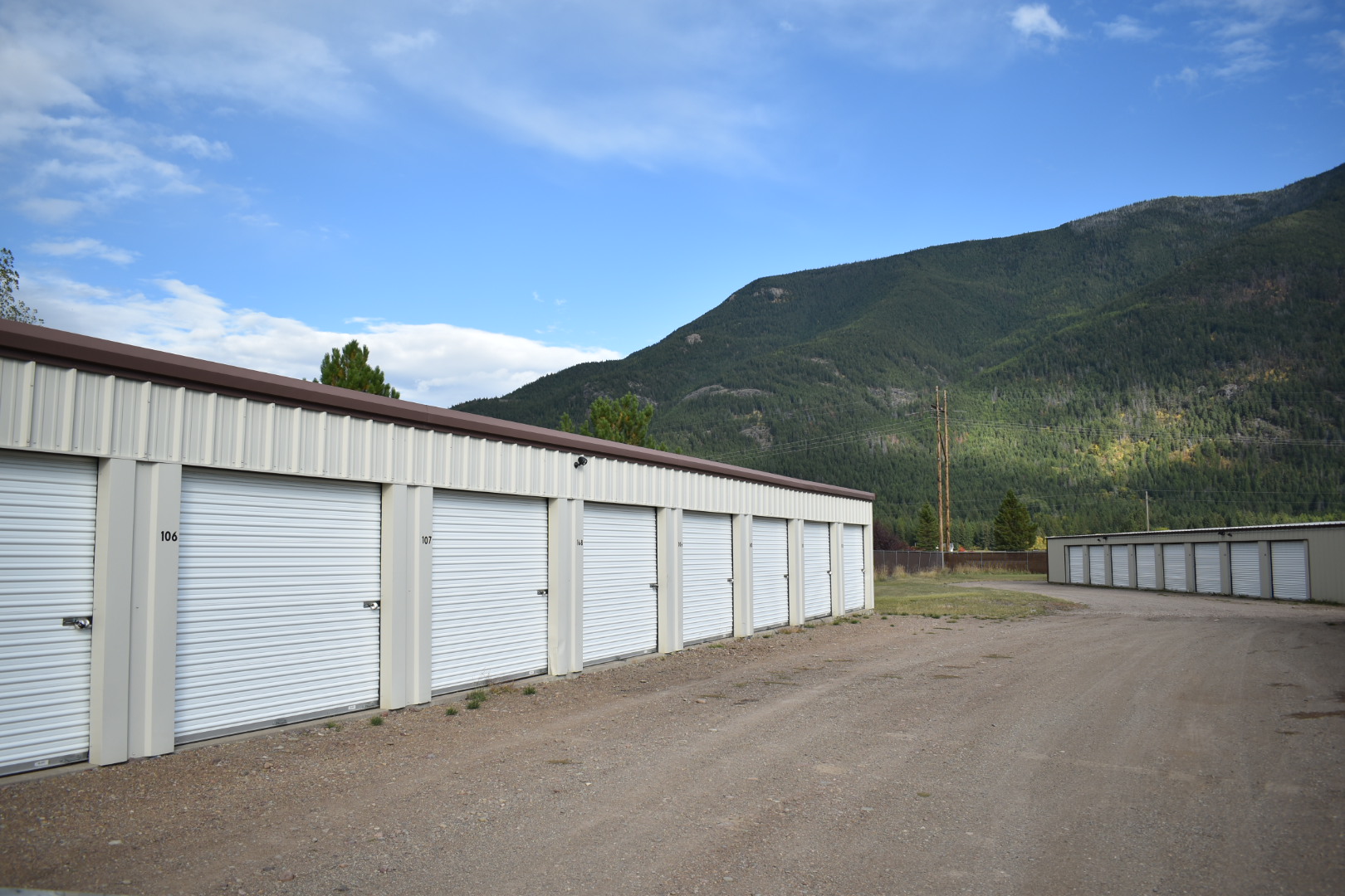 self storage units with drive up access doors