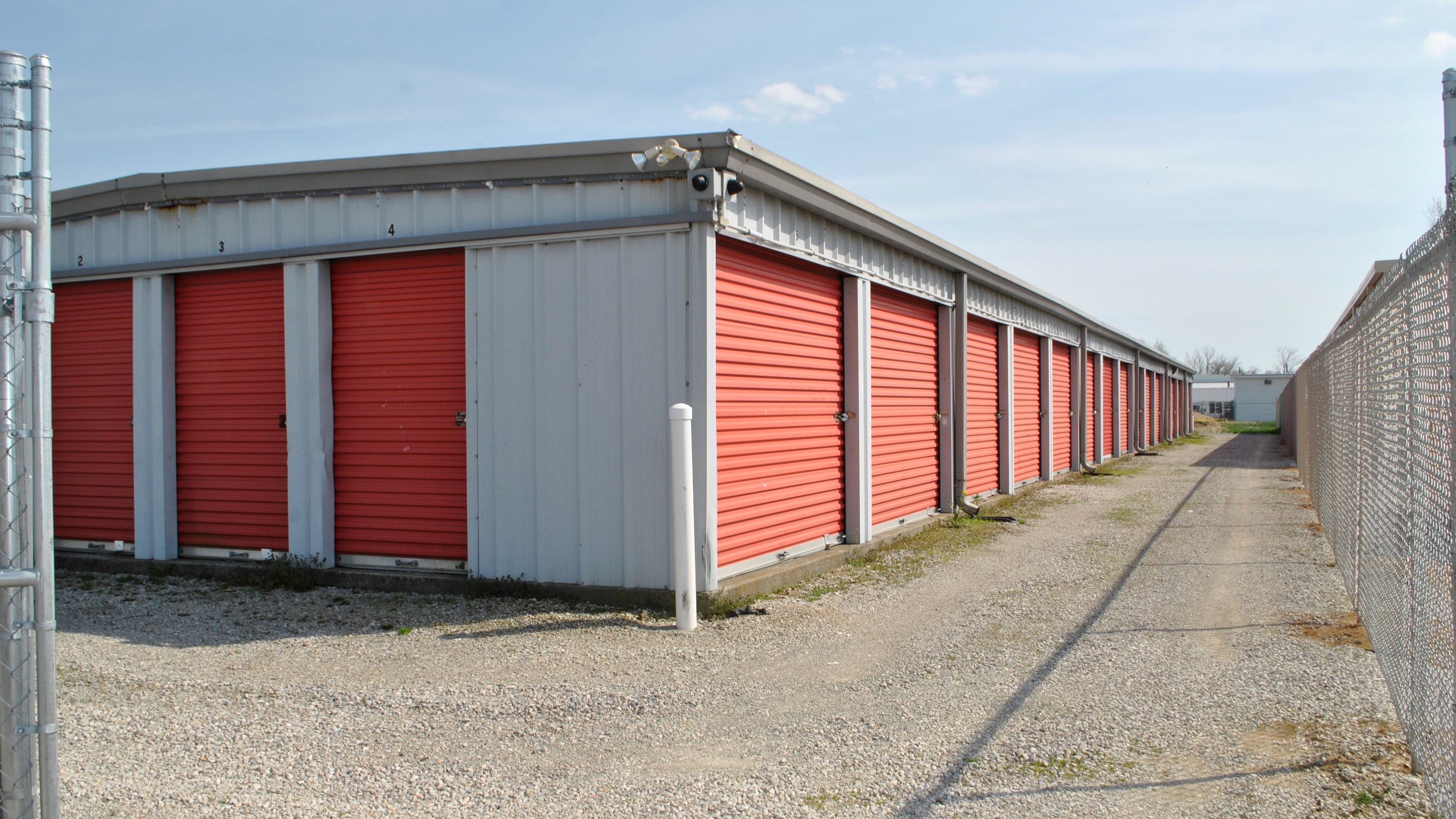 self storage units with drive up access doors