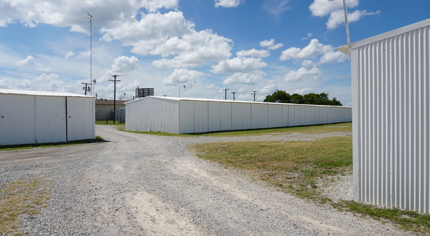 Self Storage buildings in Pottsboro, TX