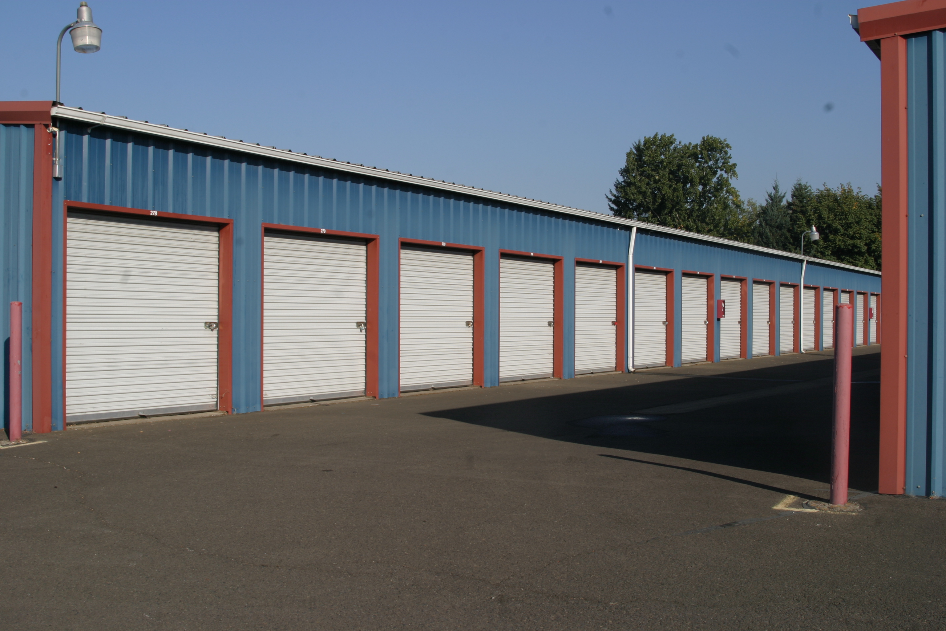 Wide Aisled Self Storage Springfield, OR