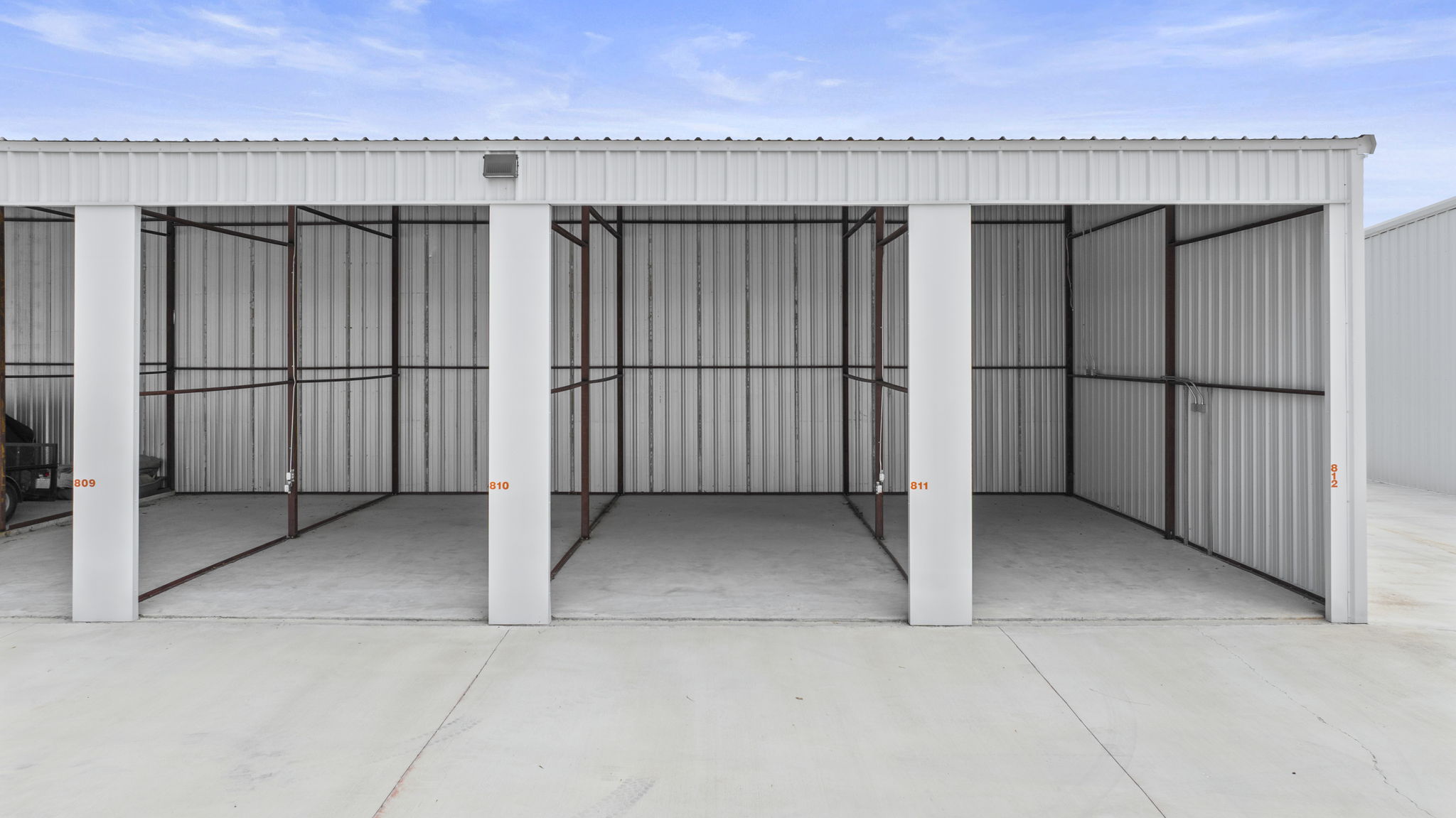 Large Covered Storage Units in Spicewood, TX