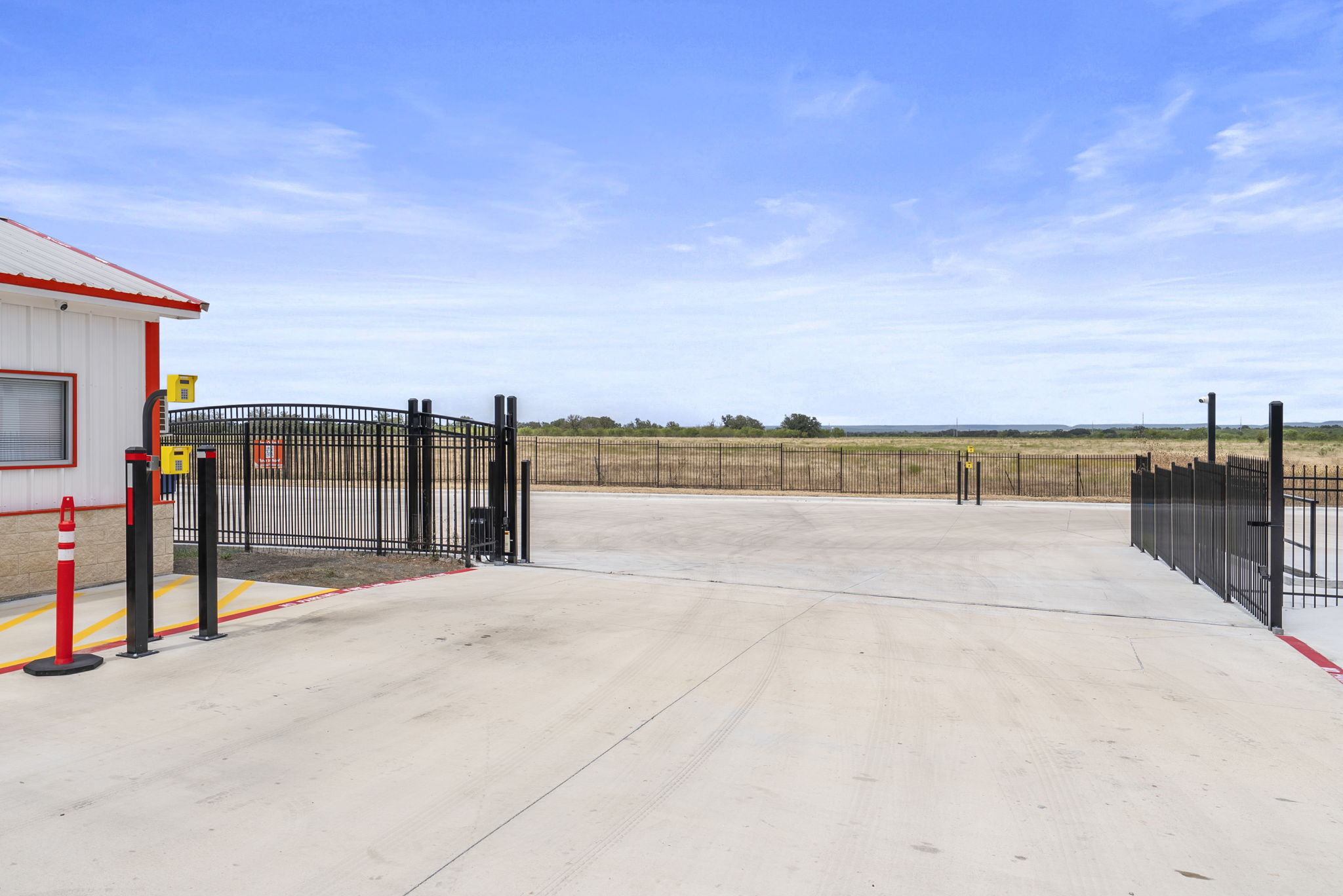 Gated Storage Facility in Spicewood, TX