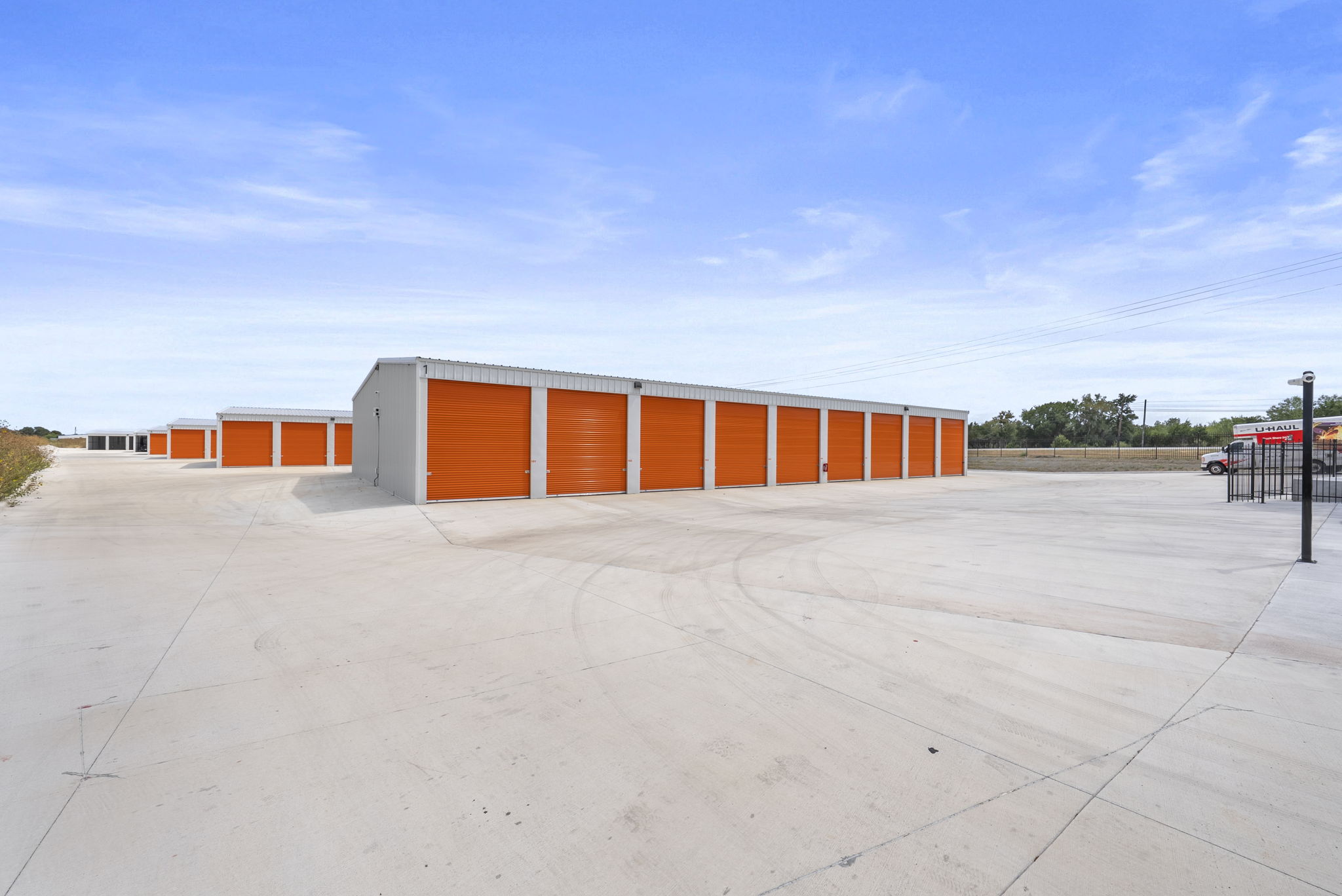 Medium Storage Units in Spicewood, TX