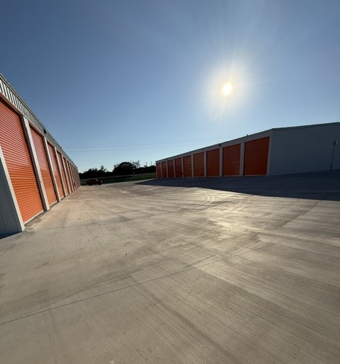 Drive-Up Units in Spicewood, TX