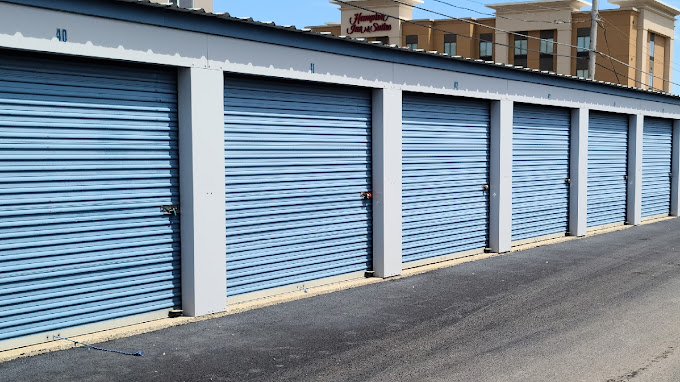 Lake County Storage Units in Lake Park, Round Lake Beach, Waukegan, Antioch, IL