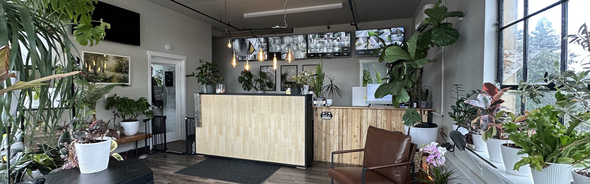 Downtown Storage Welcoming Lobby With Security Monitors 889 Liberty St NE Salem Oregon