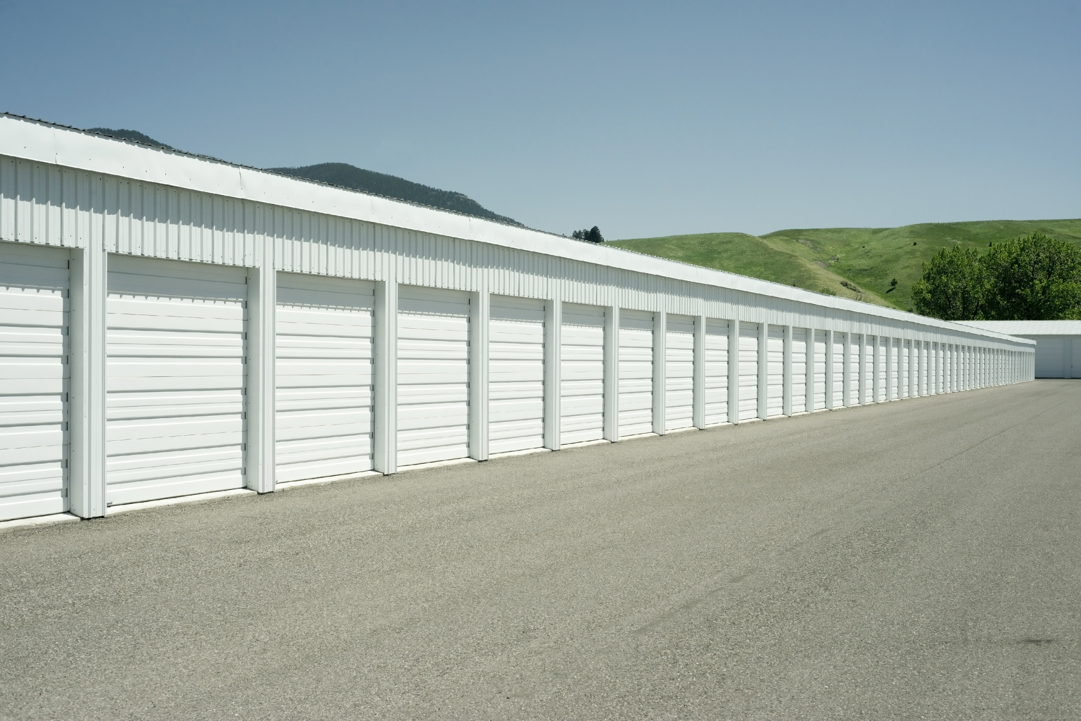 self storage units with drive up access