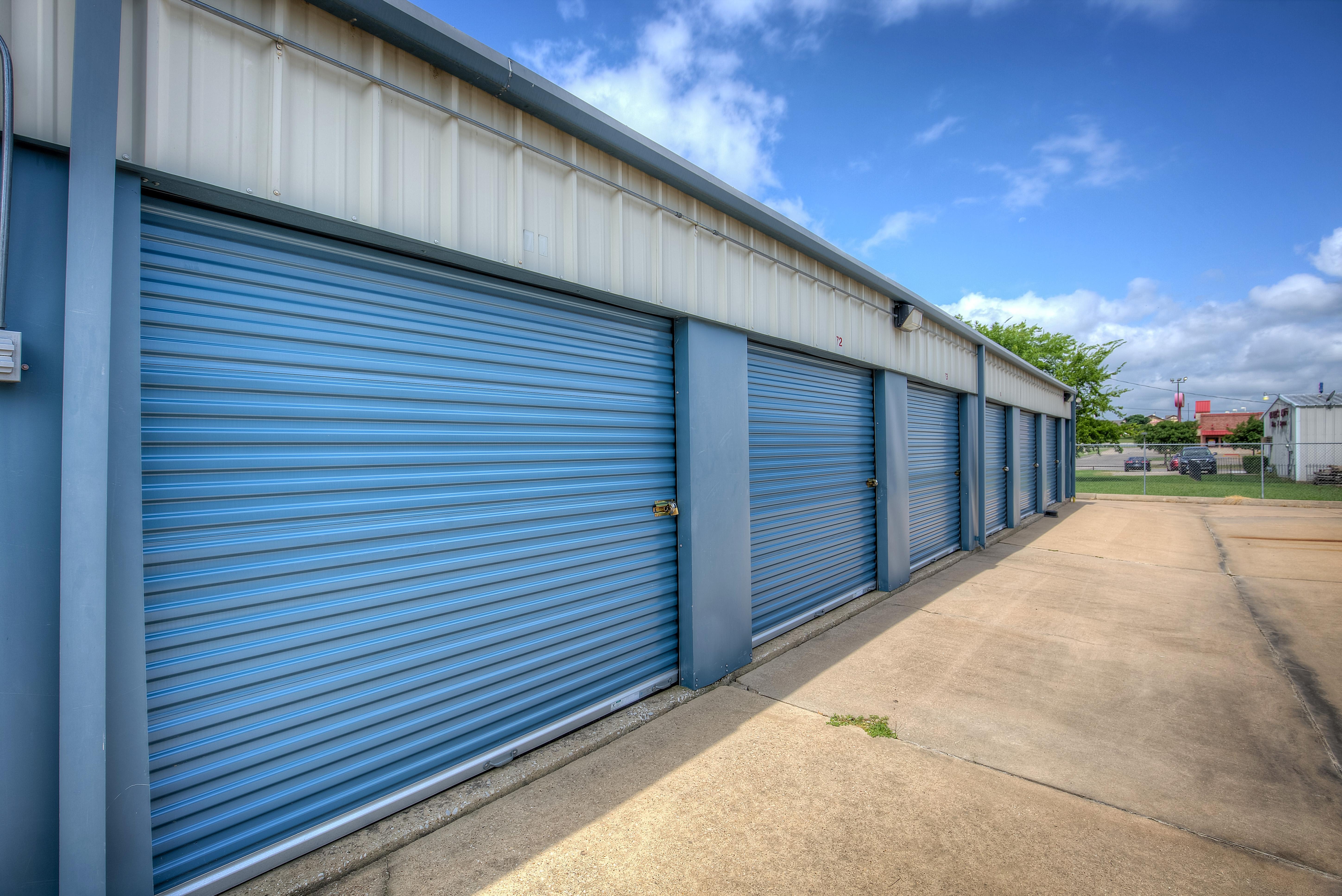 Secure Storage Units in Commerce, TX | 1505 W Neal St