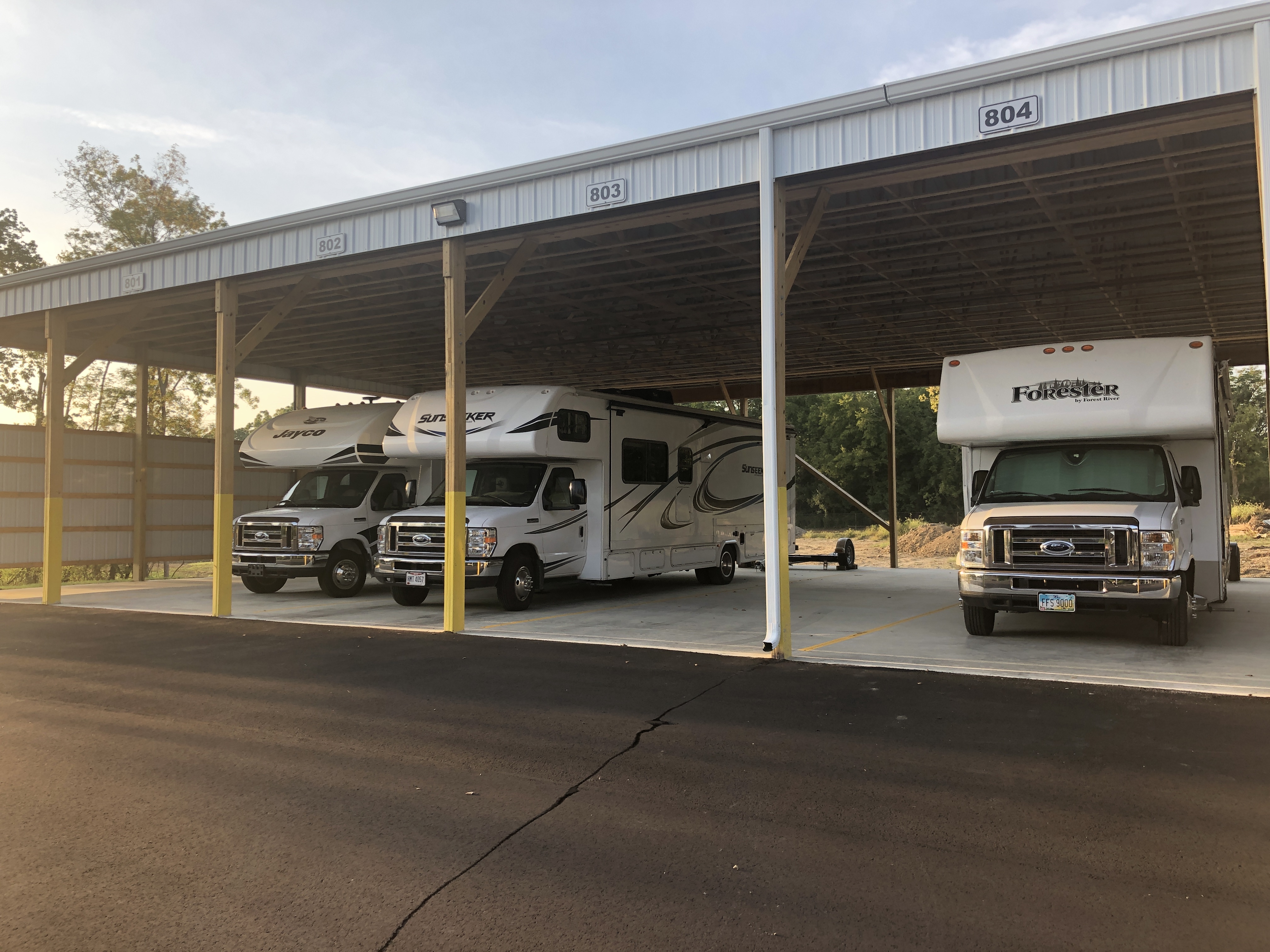 MOTOR HOME AND BOAT STORAGE