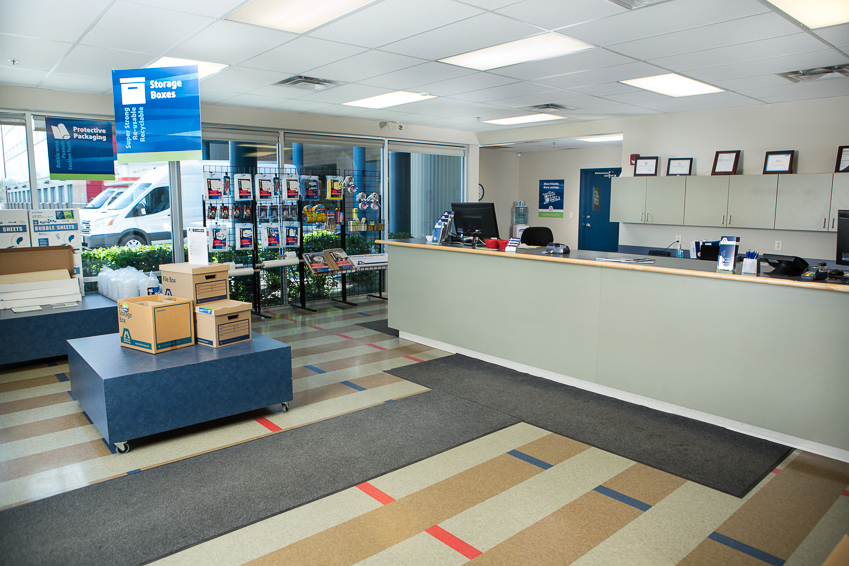 Calgary – Sunridge  2883 Sunridge Way NE Calgary, AB T1Y 7K7