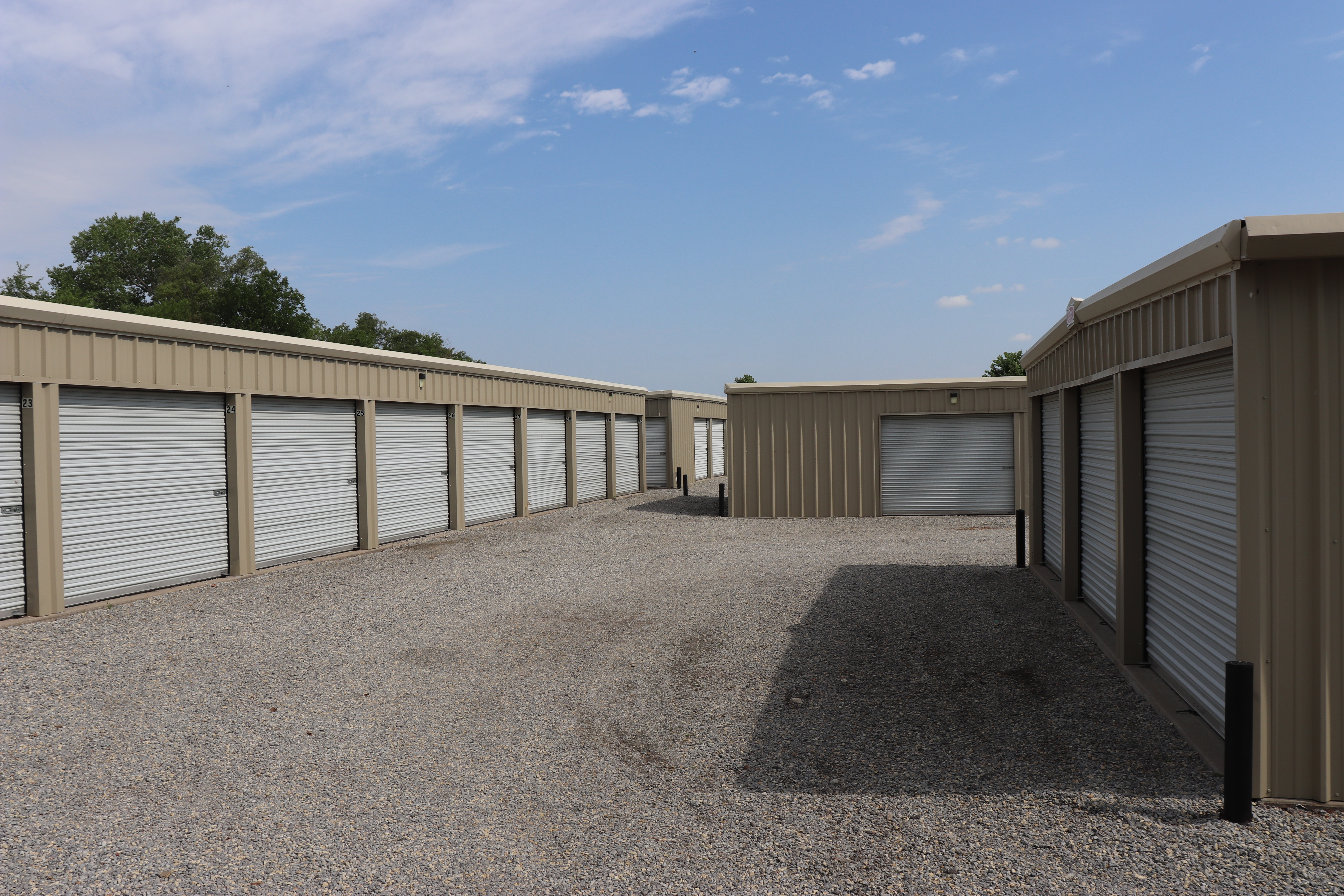 Storage Units in Rose Hill on Berry Ave