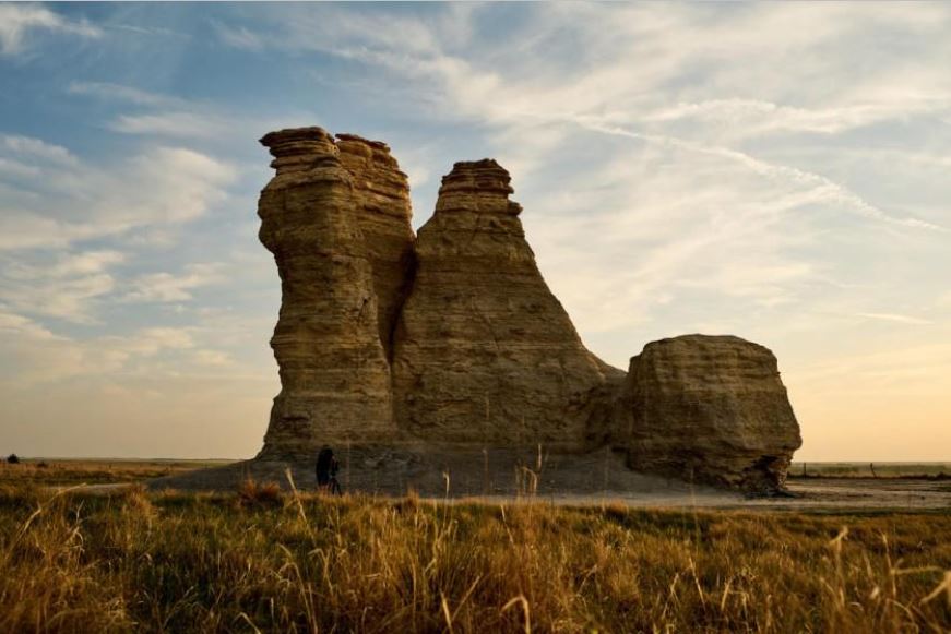 Discover the Serenity of Kansas Hiking: 5 Scenic Trails for Nature Enthusiasts