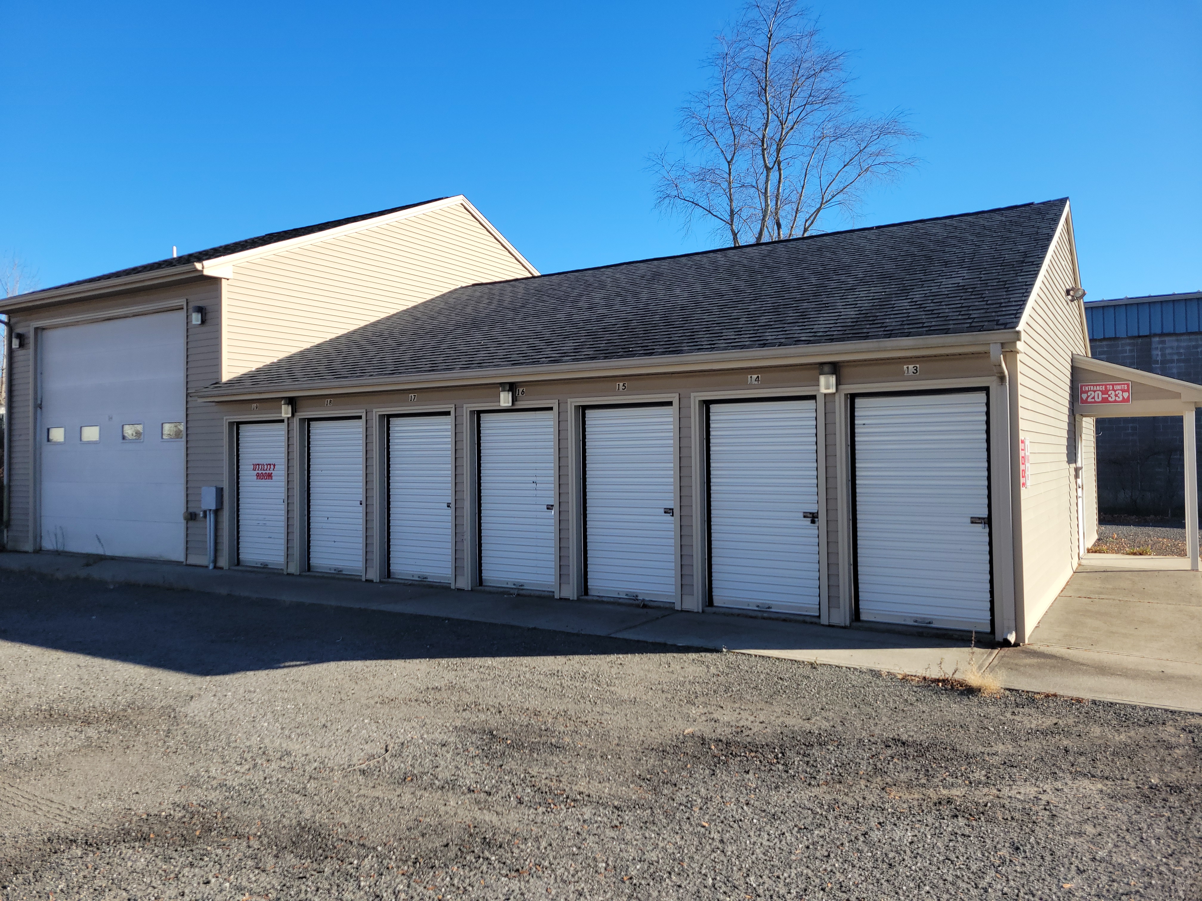 Accessible Storage Units in Moosup, CT