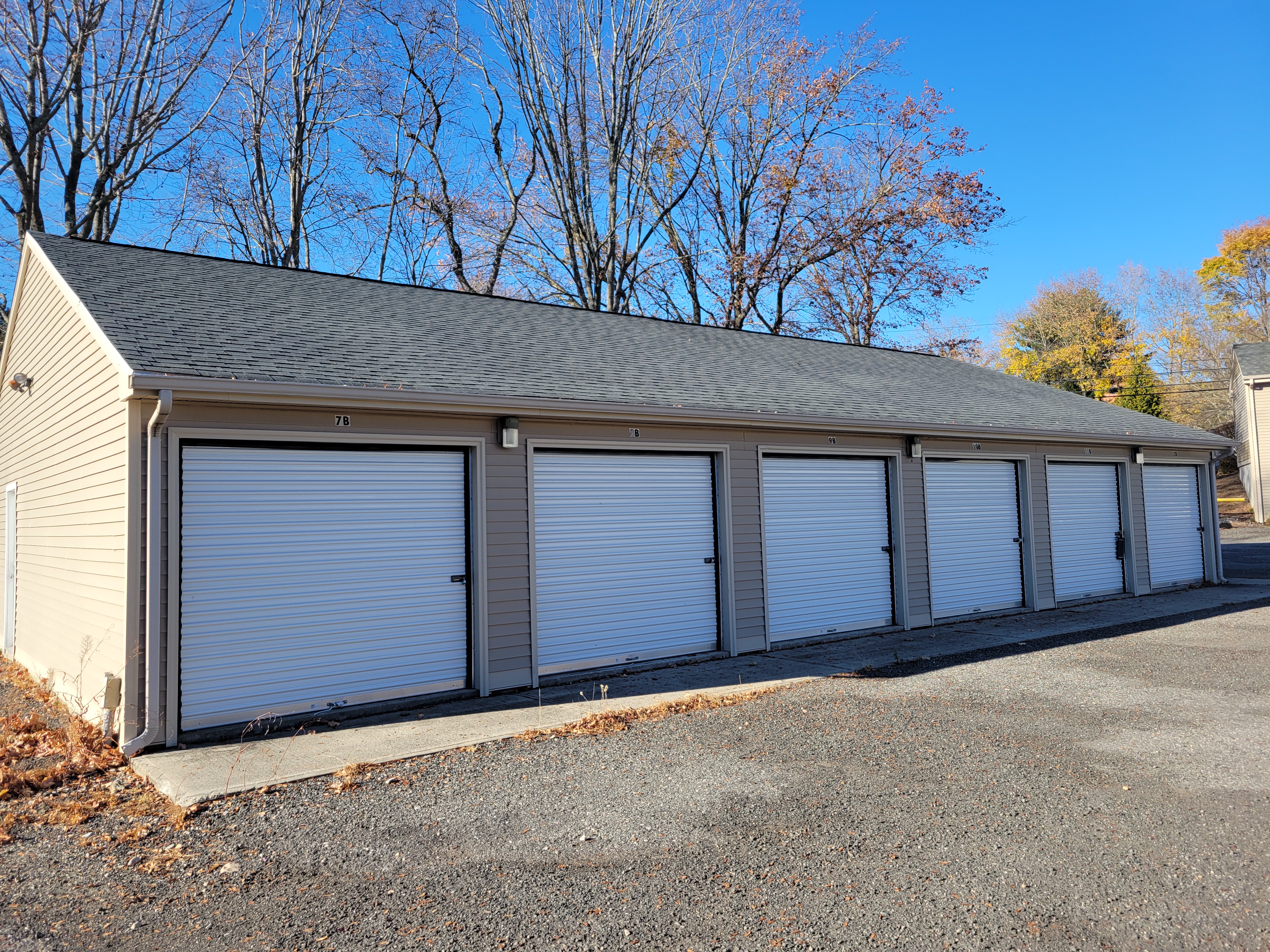 Drive-Up Storage Units in Moosup, CT