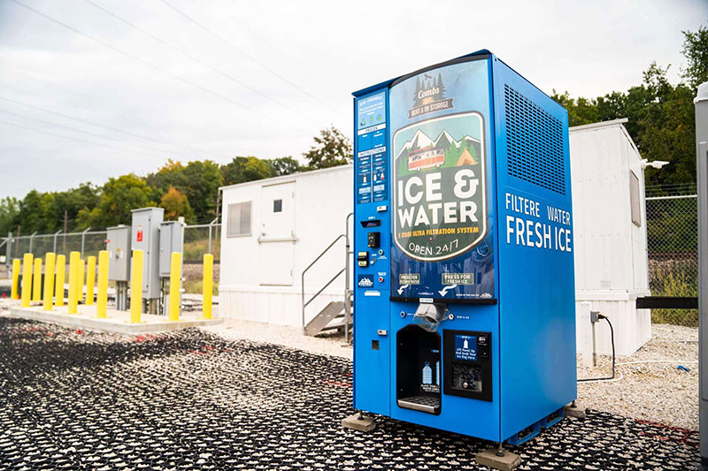 free-water-and-ice-at-boat-and-rv-storage-facility.jpg