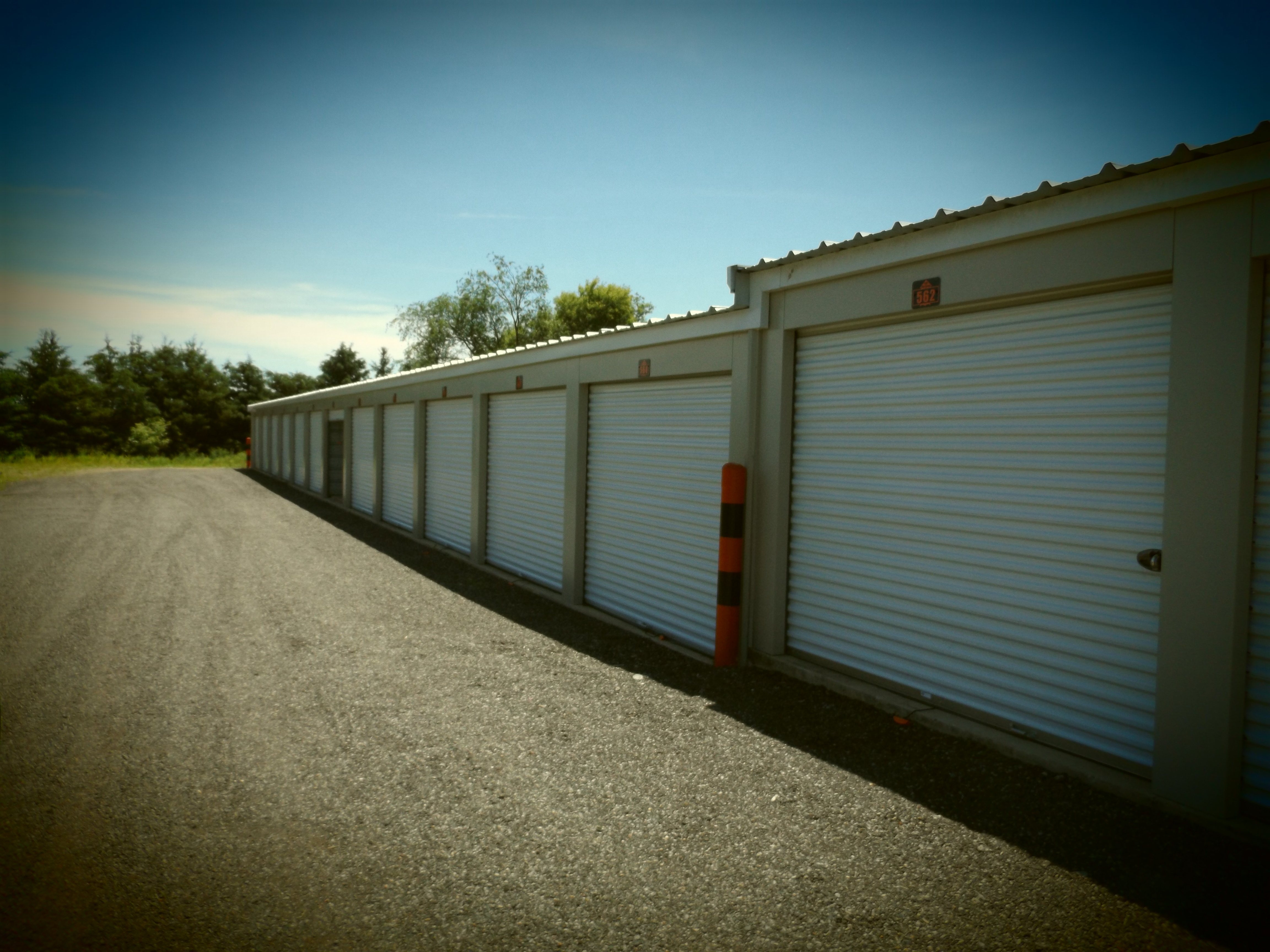 large storage units perry mi