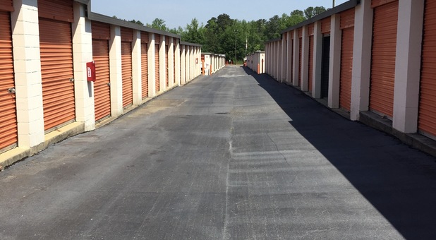 Drive up access at Extra Attic Self Storage