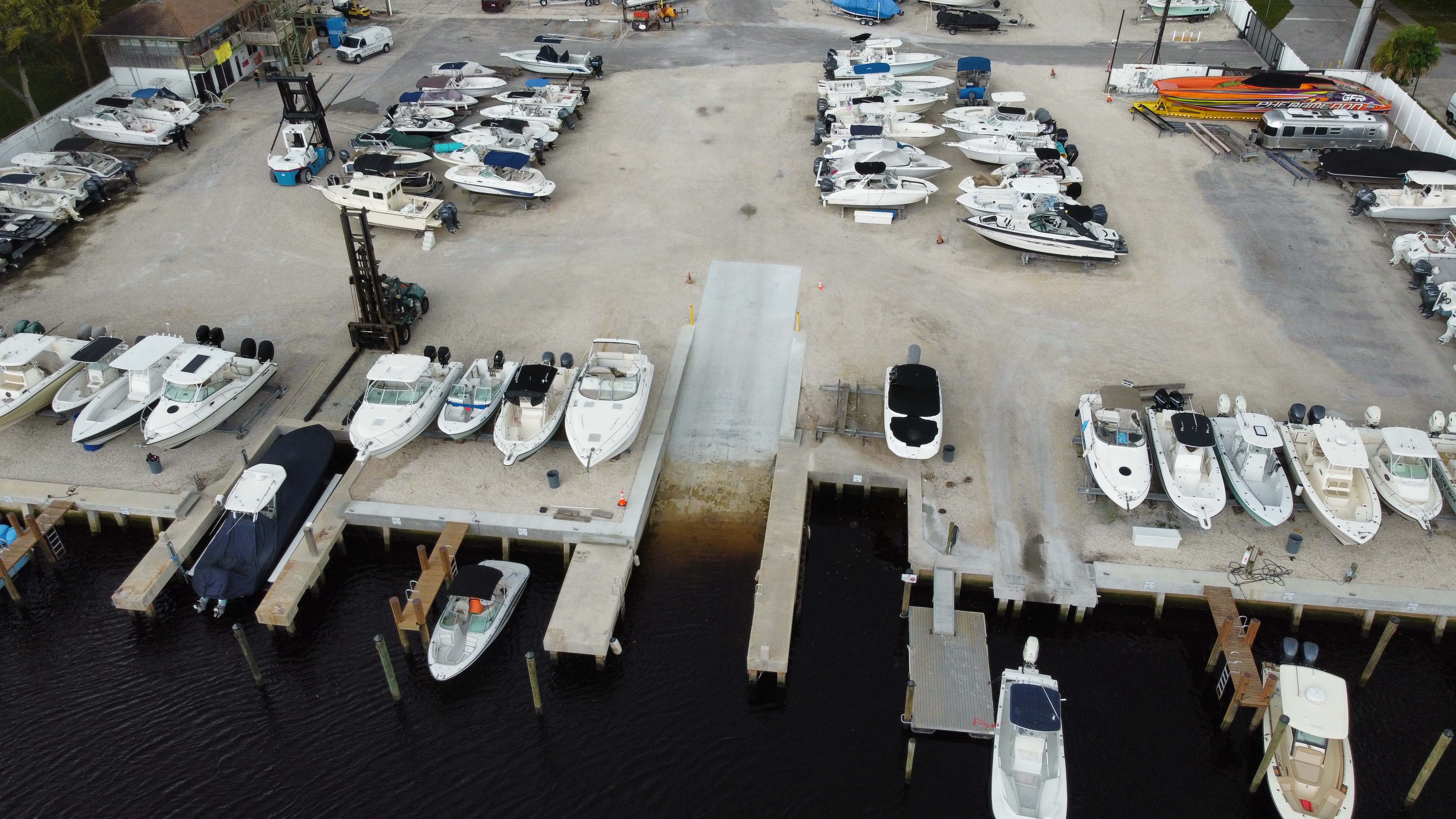 temperature controlled storage units in Boca Raton, FL