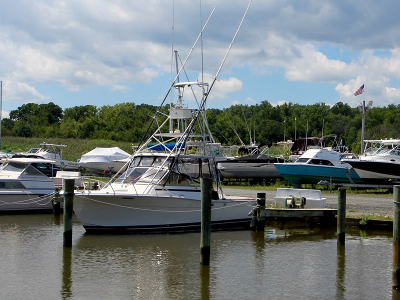 Breezy Point Resort Marina 5230 Breezy Point Road Chesapeake Beach, MD 20732 Breezy Point Resort Marina 5230 Breezy Point Road Chesapeake Beach, MD 20732