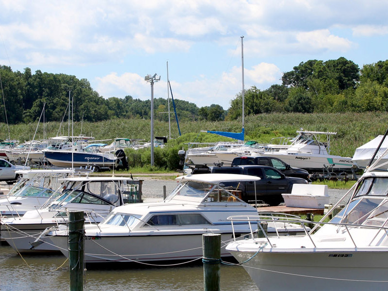 Breezy Point Resort Marina 5230 Breezy Point Road Chesapeake Beach, MD 20732 Breezy Point Resort Marina 5230 Breezy Point Road Chesapeake Beach, MD 20732
