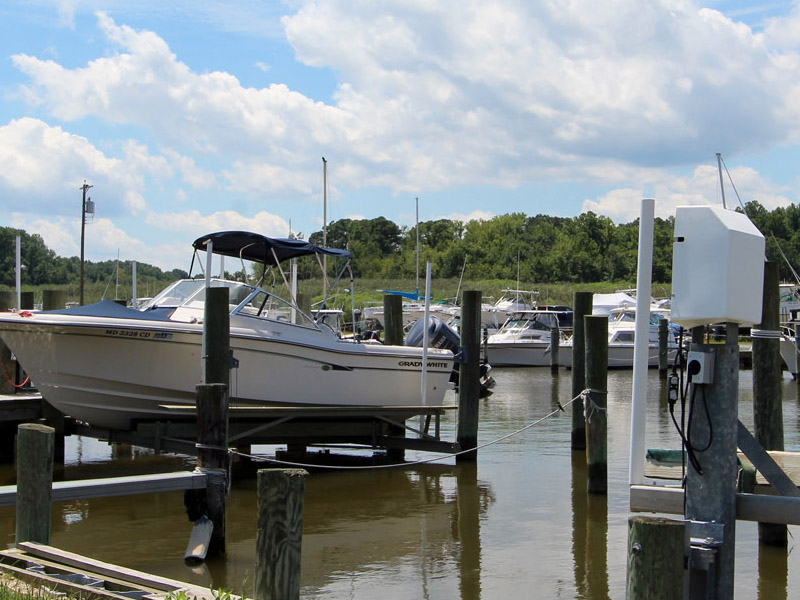 Breezy Point Resort Marina 5230 Breezy Point Road Chesapeake Beach, MD 20732 Breezy Point Resort Marina 5230 Breezy Point Road Chesapeake Beach, MD 20732