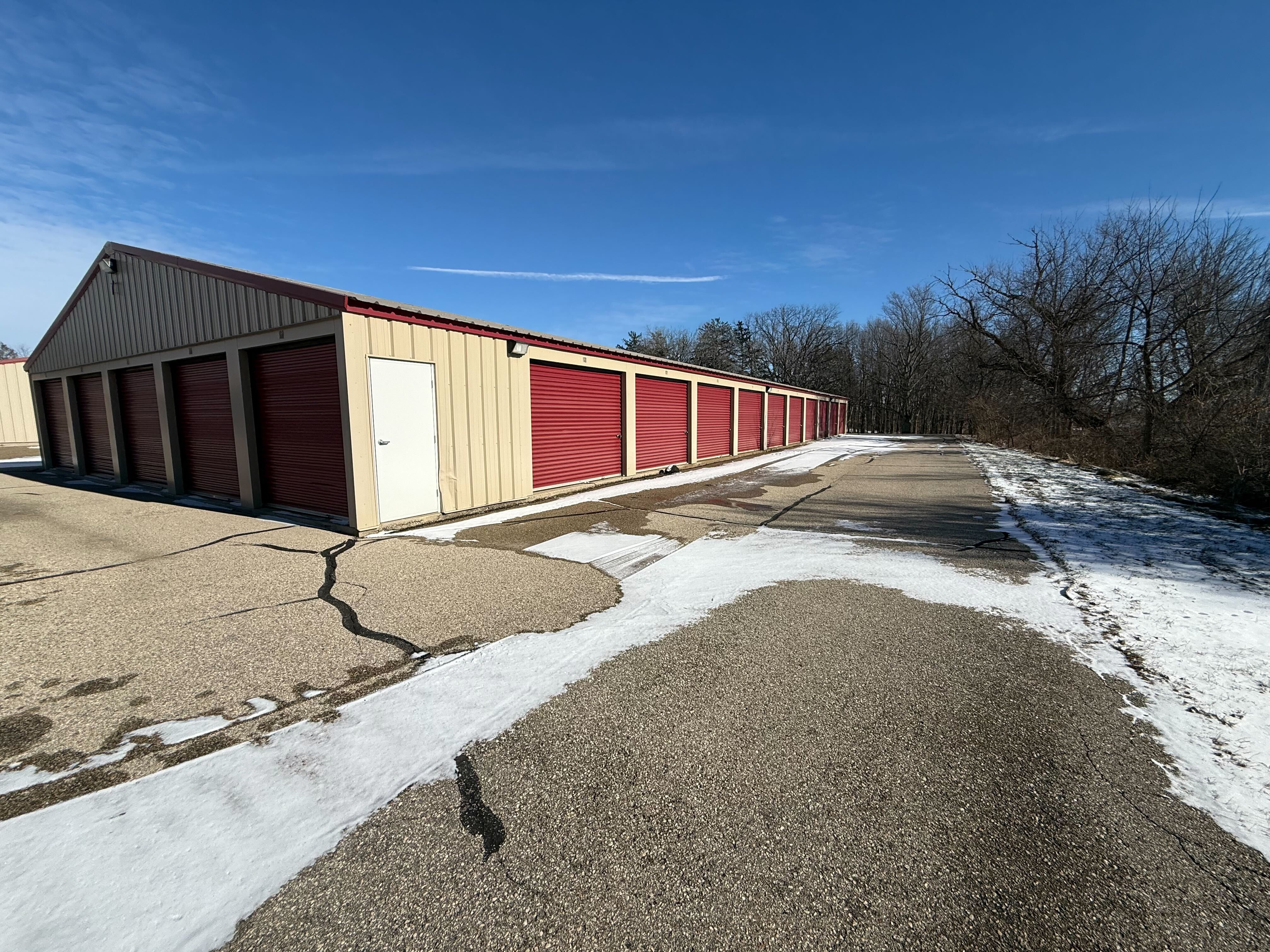 Large Storage Driveways in Lake Geneva, WI | N3445 Como Rd