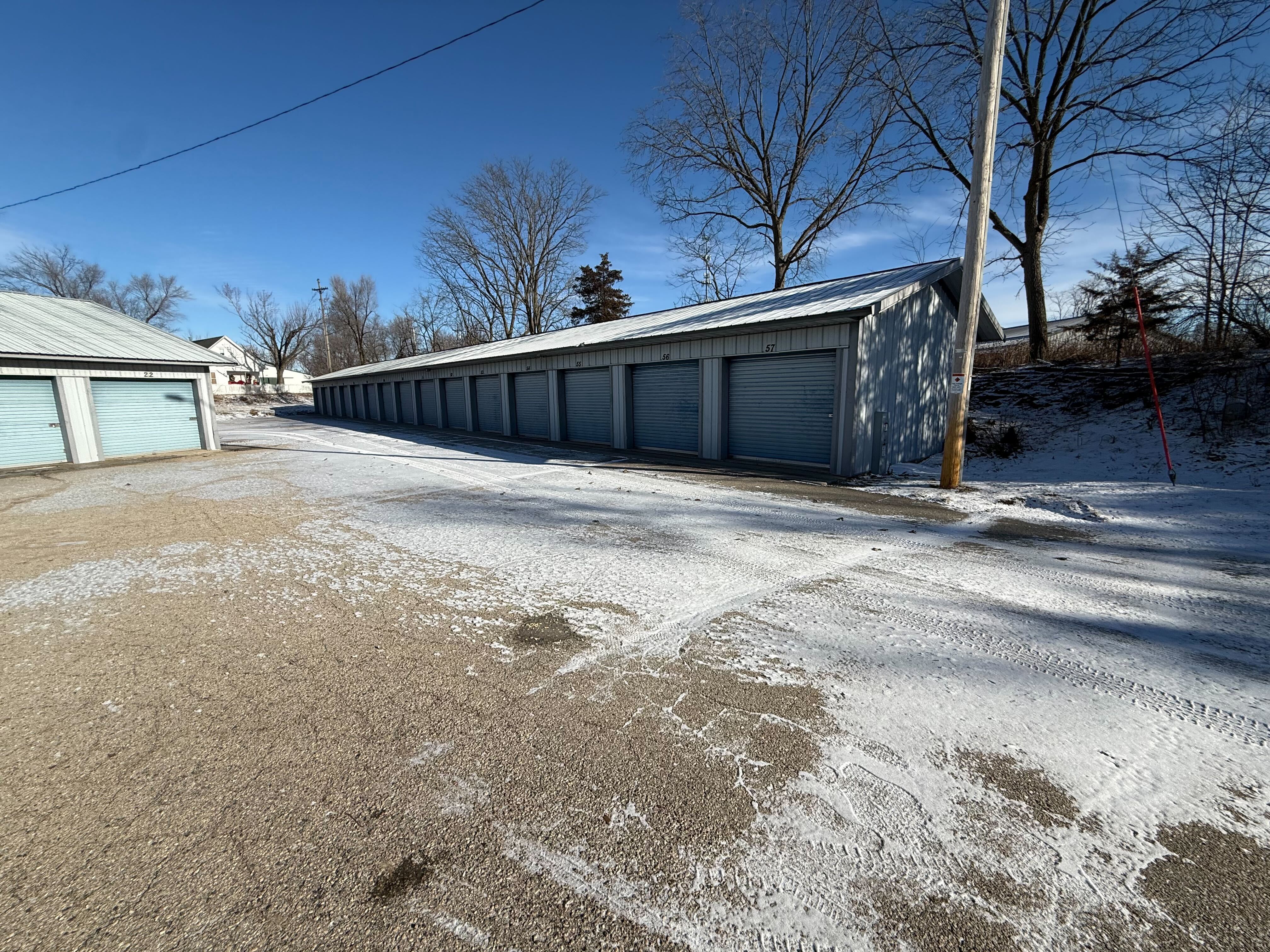 Medium Drive-Up Storage Units in Twin Lakes, WI | 1032 Lance Dr