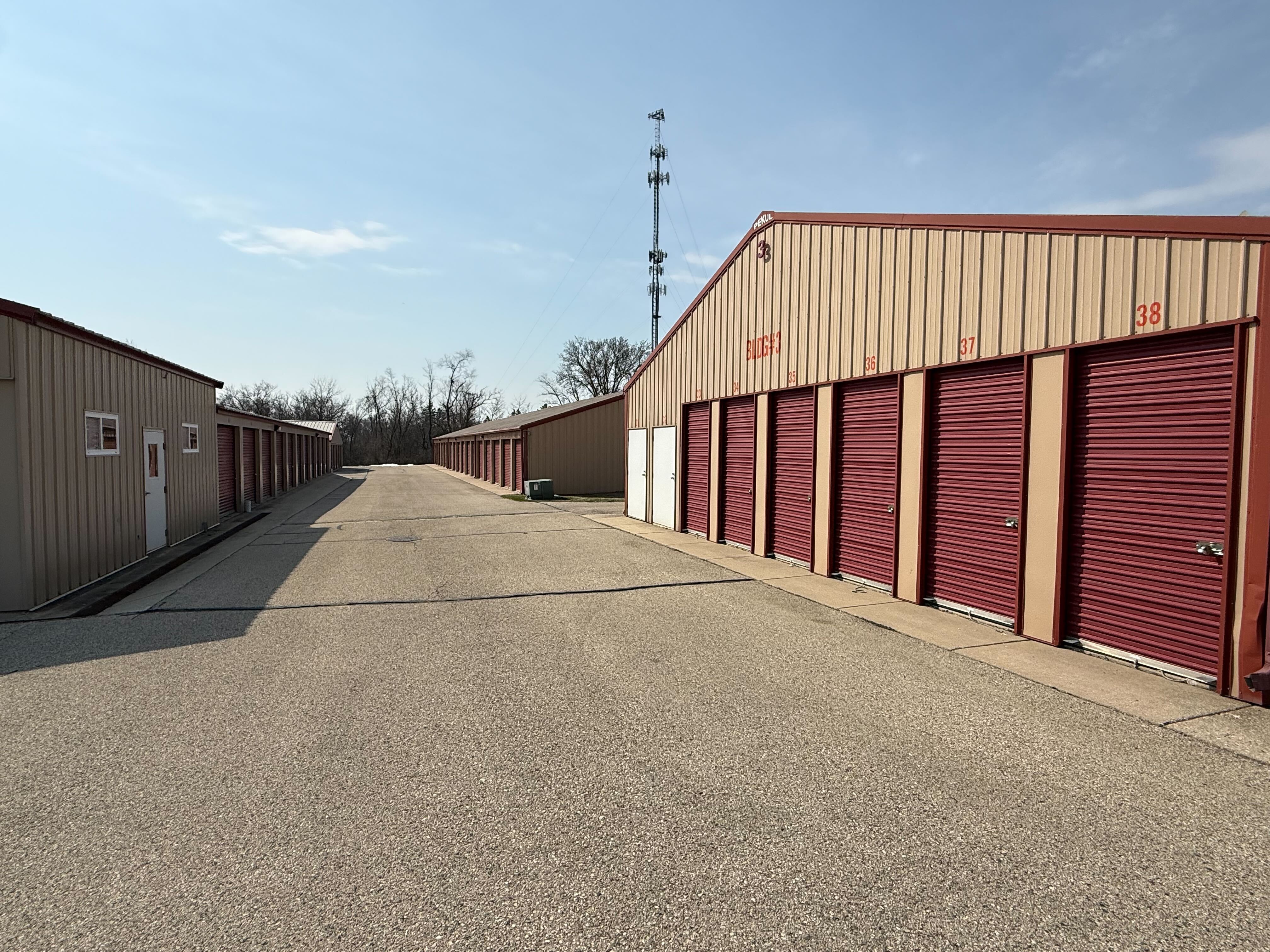 Secure Drive-Up Units in Lake Geneva, WI | N3445 Como Rd