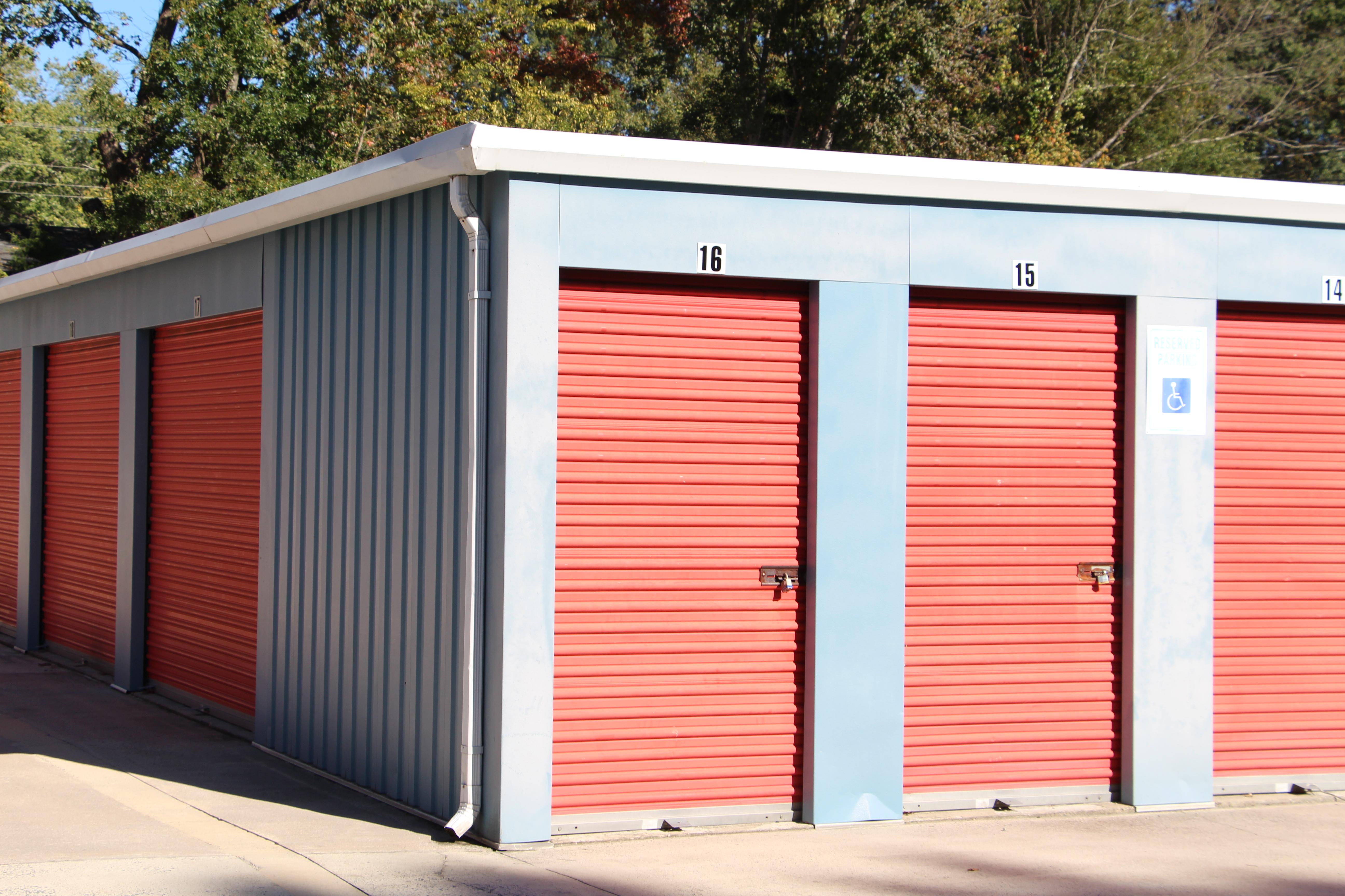 Kannapolis Self Storage - Dale Earnhardt 1641 Dale Earnhardt Blvd Kannapolis, NC 28083